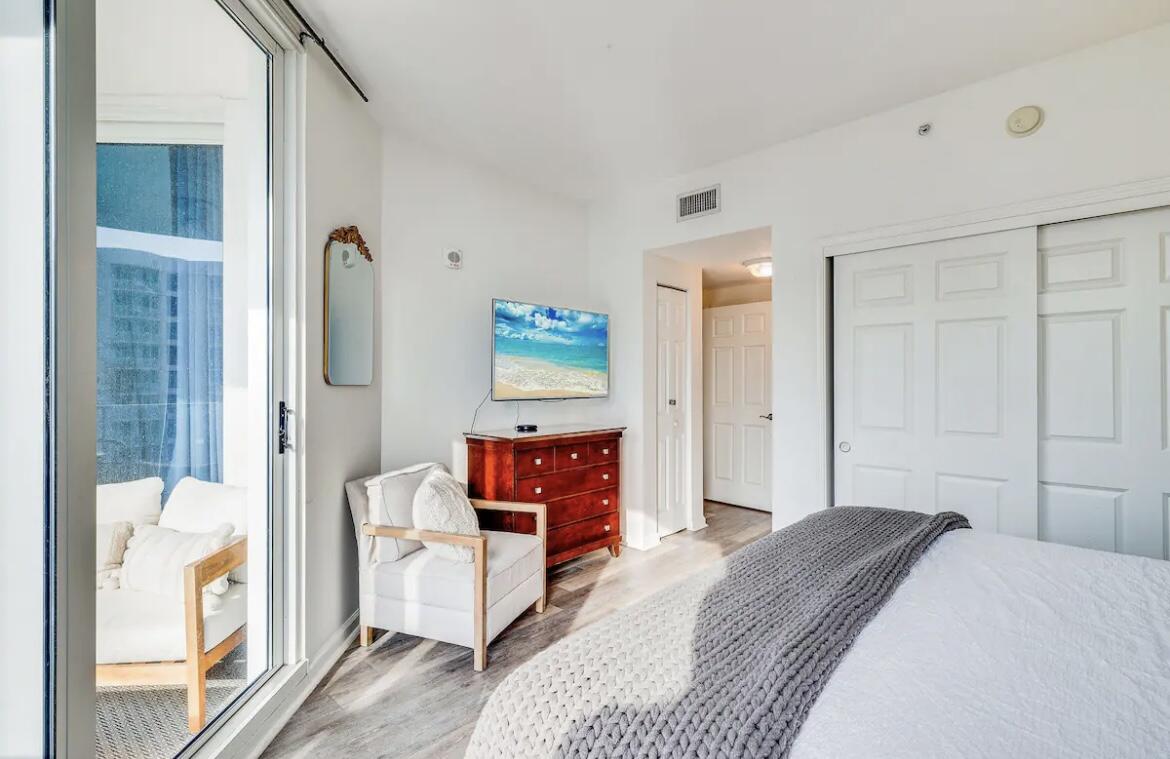 THE PALMS OF DESTIN - Residential