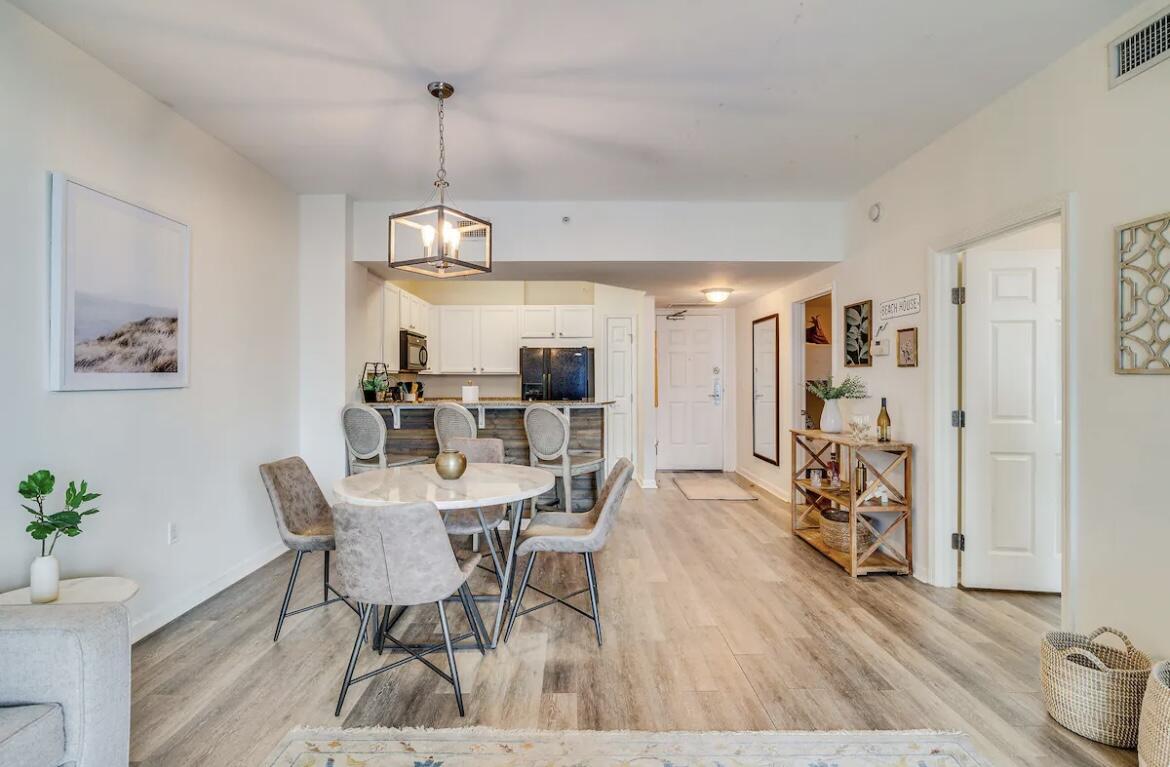 THE PALMS OF DESTIN - Residential