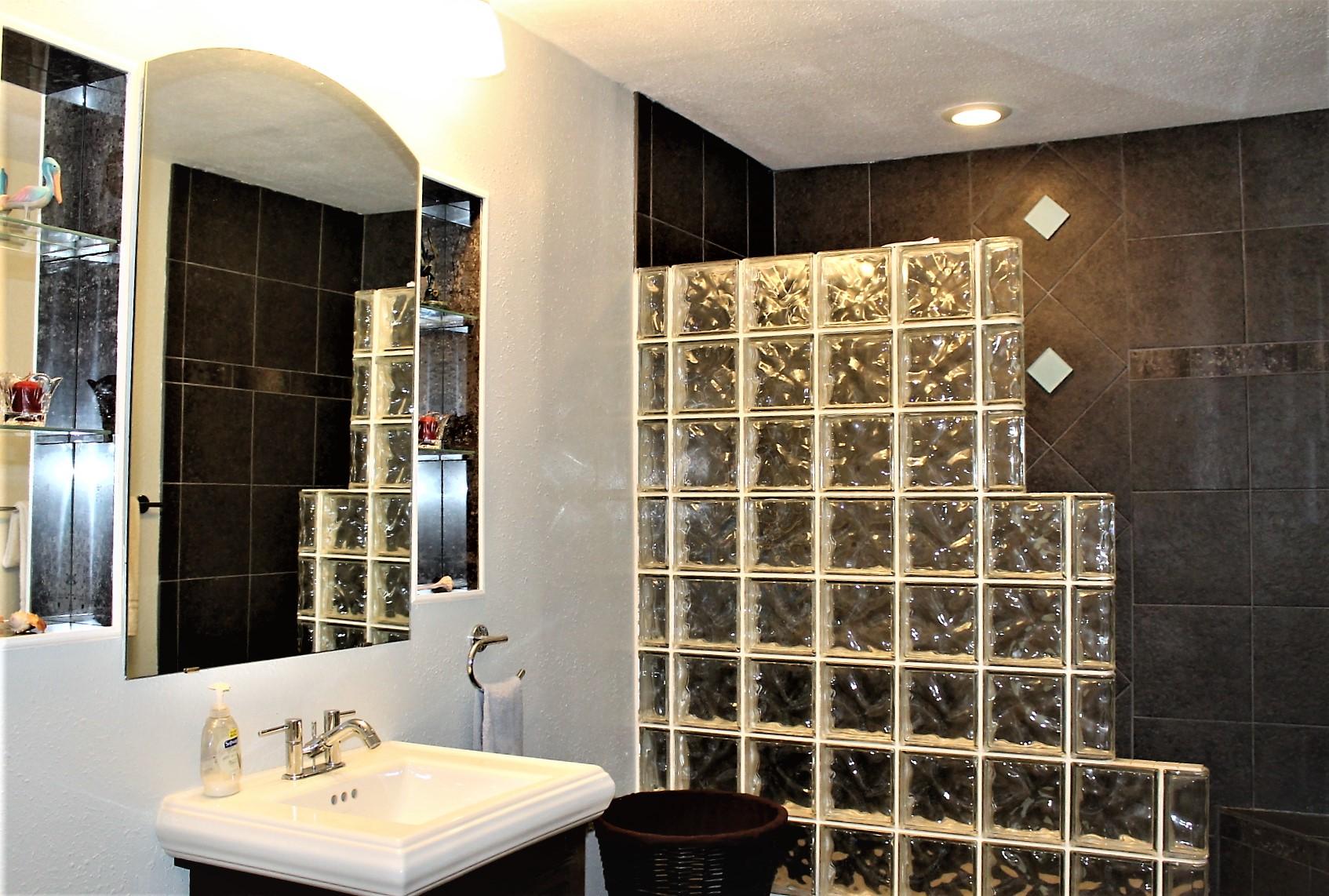 COVENTRY GARDEN - Residential