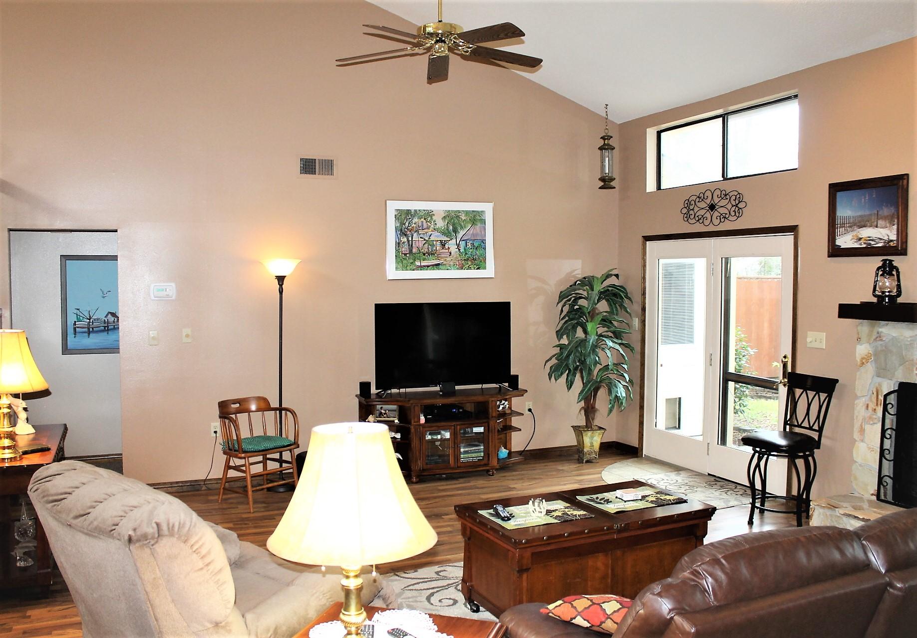 COVENTRY GARDEN - Residential