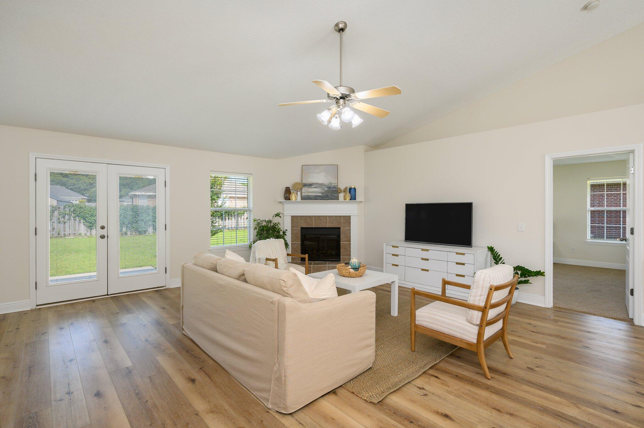 LEE FARMS PH I - Residential