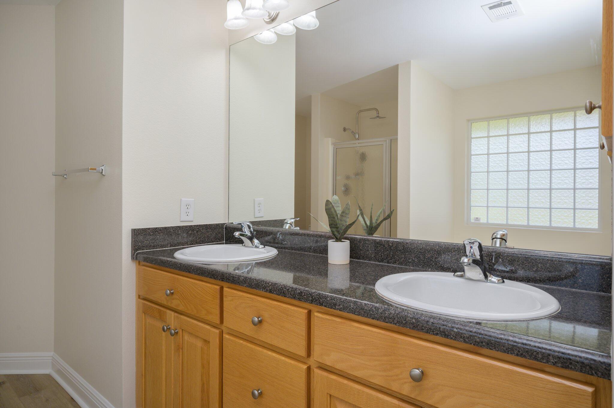 LEE FARMS PH I - Residential