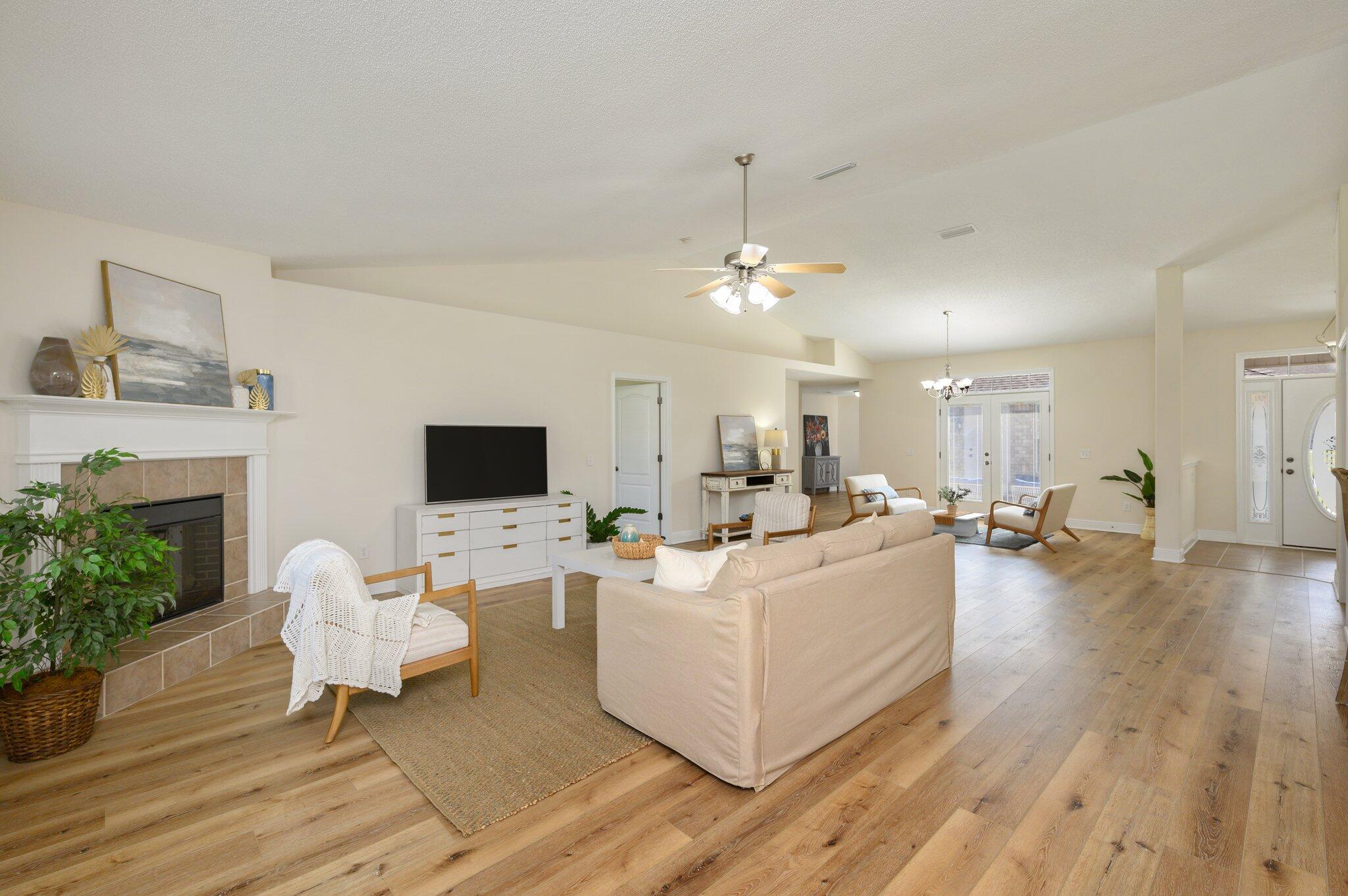 LEE FARMS PH I - Residential