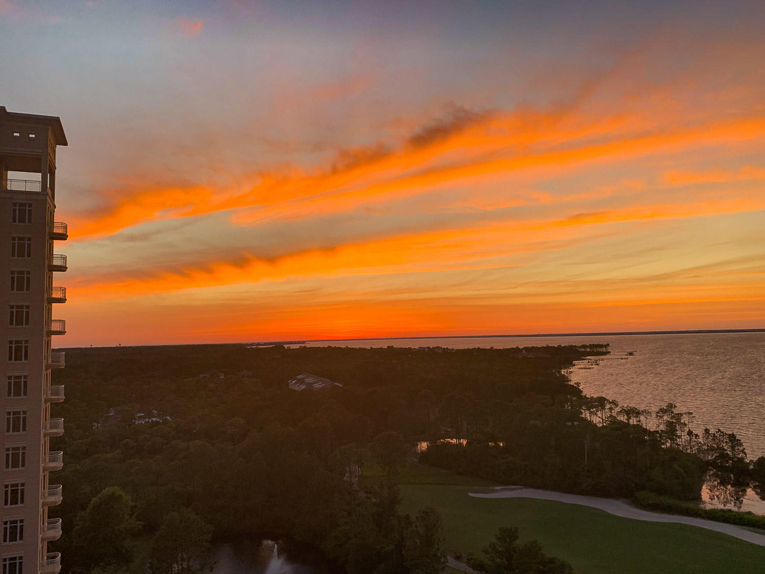 ONE WATER PLACE AT KELLY PLANTATION - Residential