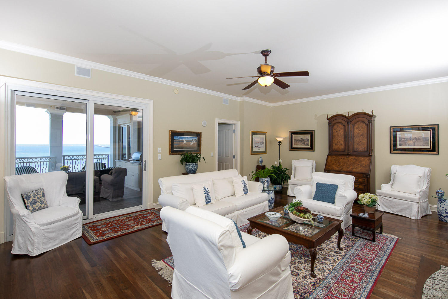 ONE WATER PLACE AT KELLY PLANTATION - Residential