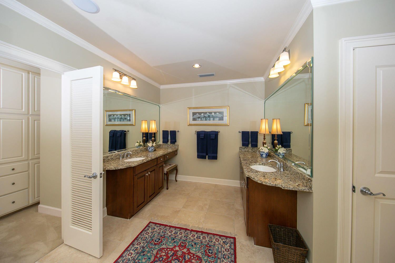ONE WATER PLACE AT KELLY PLANTATION - Residential