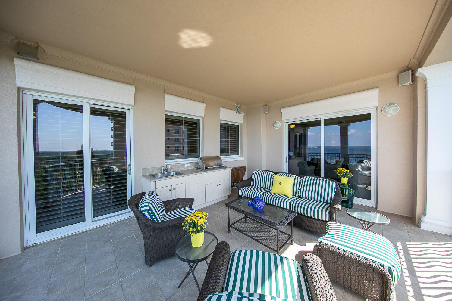 ONE WATER PLACE AT KELLY PLANTATION - Residential