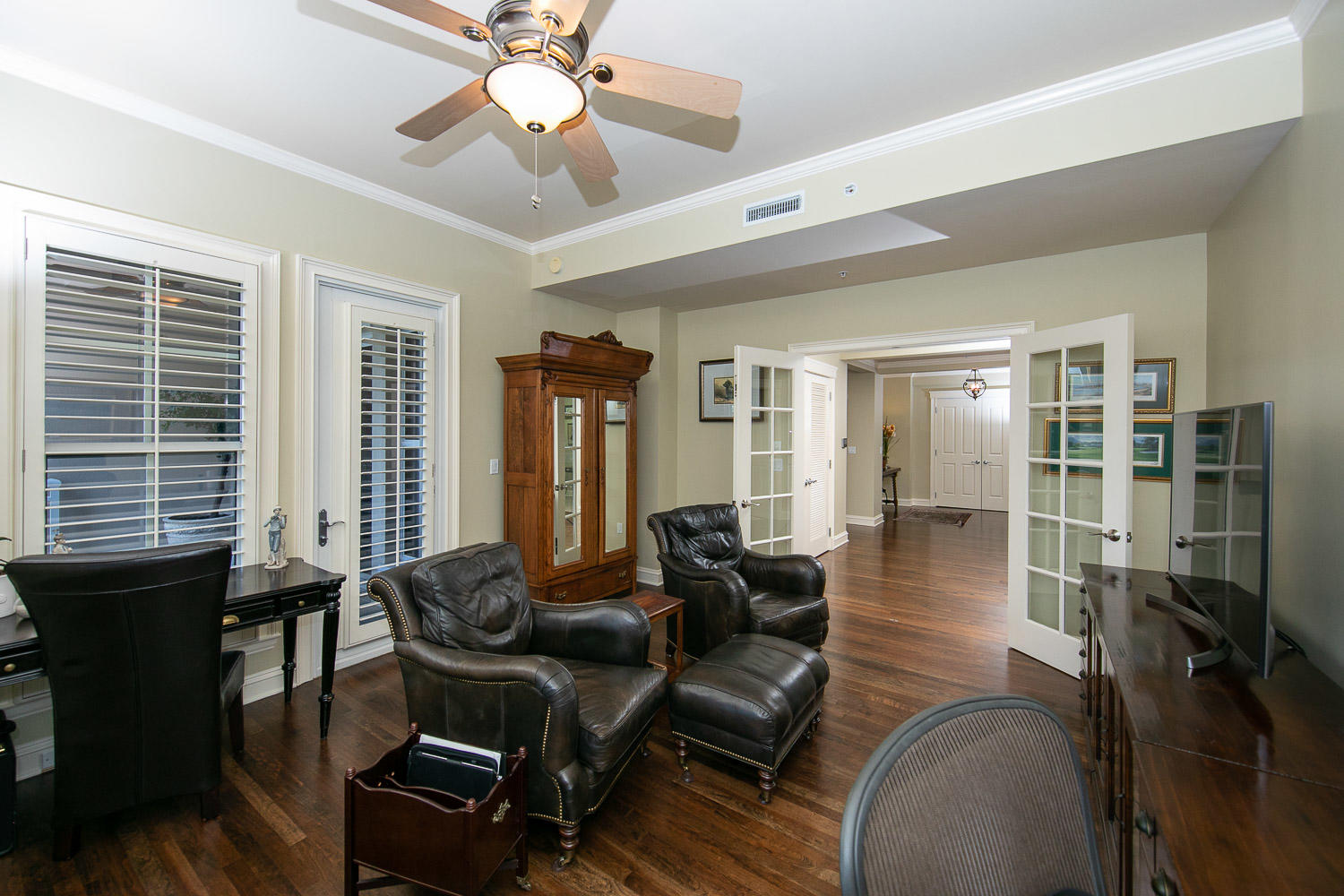 ONE WATER PLACE AT KELLY PLANTATION - Residential