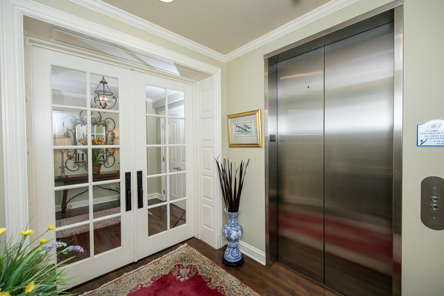 ONE WATER PLACE AT KELLY PLANTATION - Residential