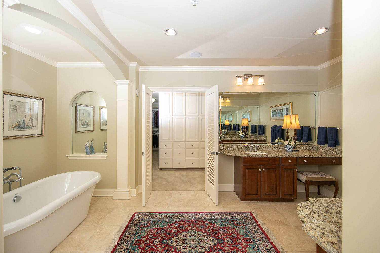 ONE WATER PLACE AT KELLY PLANTATION - Residential