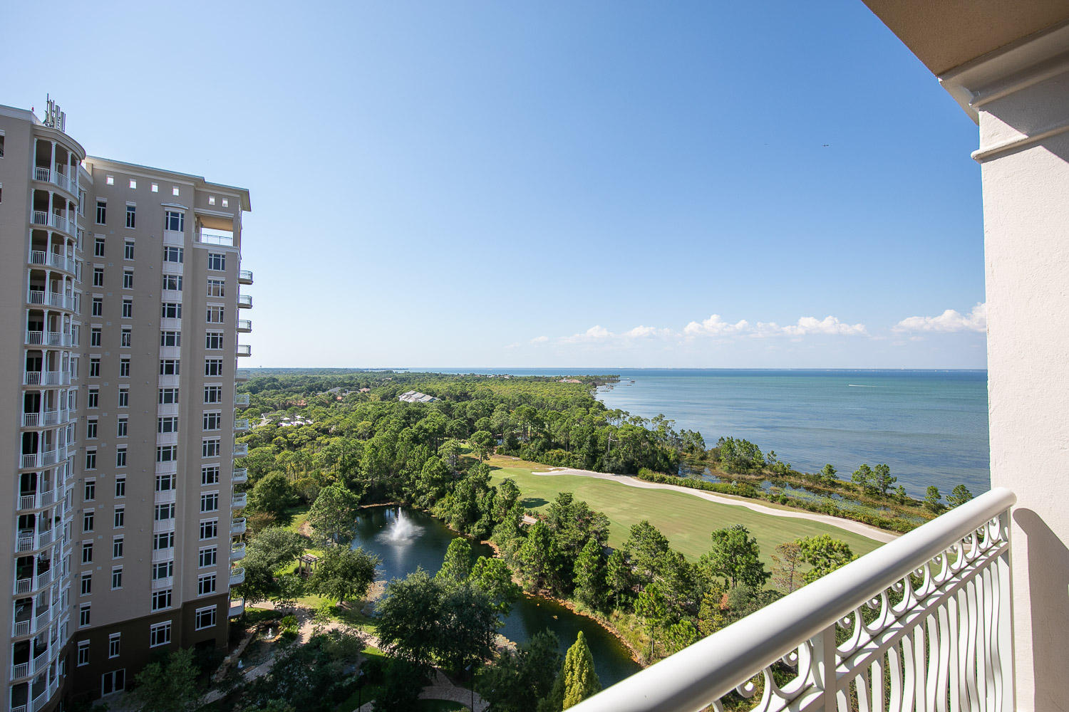 ONE WATER PLACE AT KELLY PLANTATION - Residential