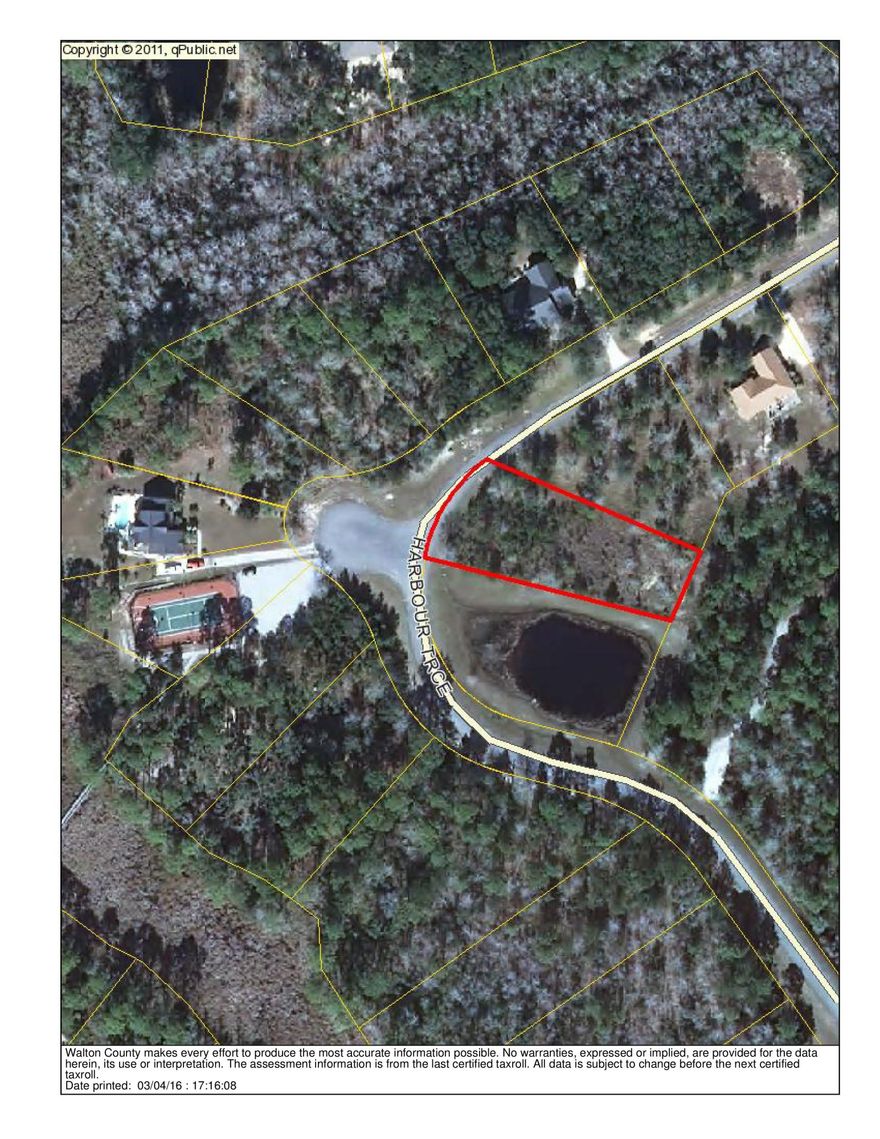 Don't miss this opportunity! Excellent building lot located across the street from the amenity area of Bay Harbour. Located in Flood Zone ''X''. No Flood insurance required. Call Today!