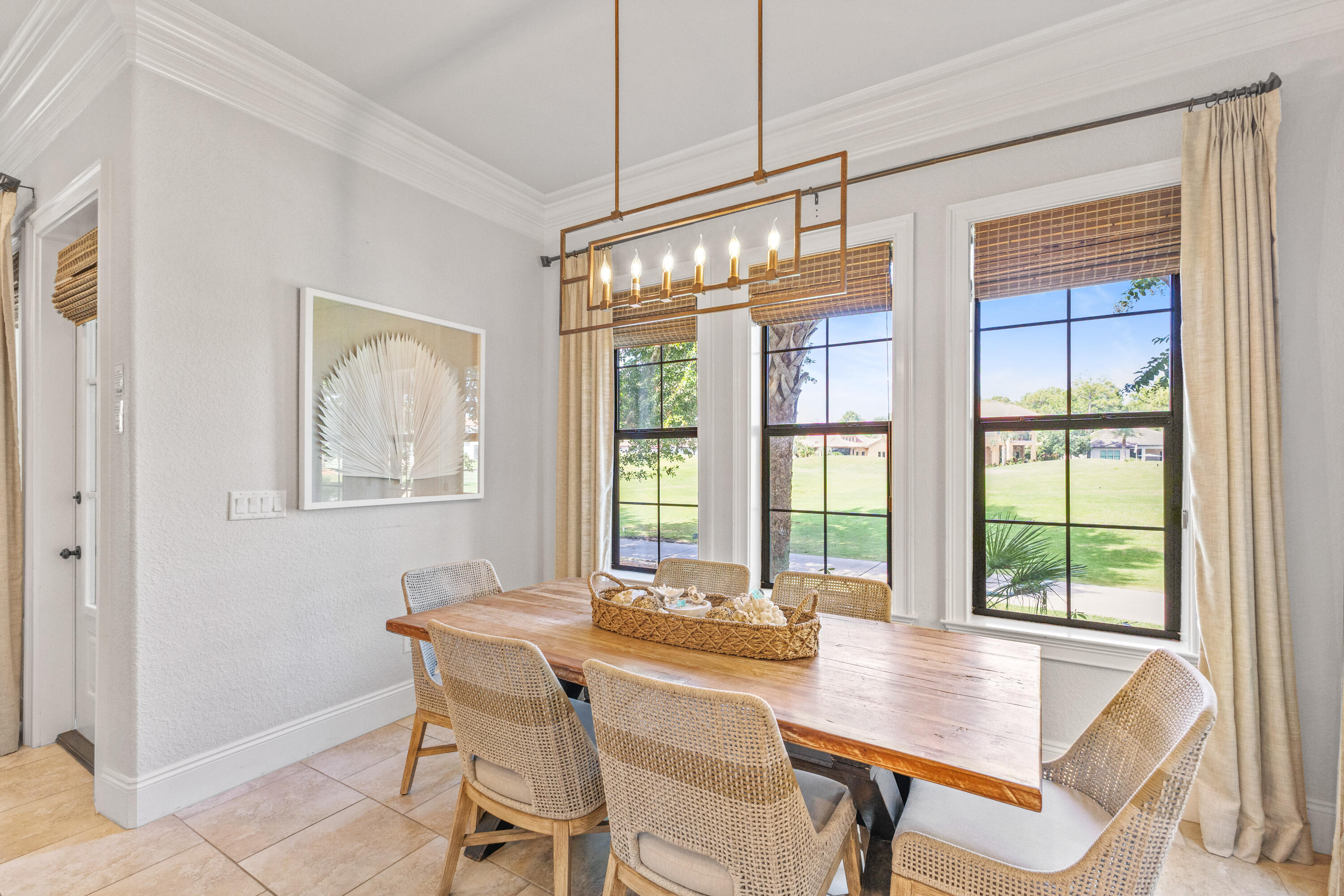 VILLA LAGO - Residential