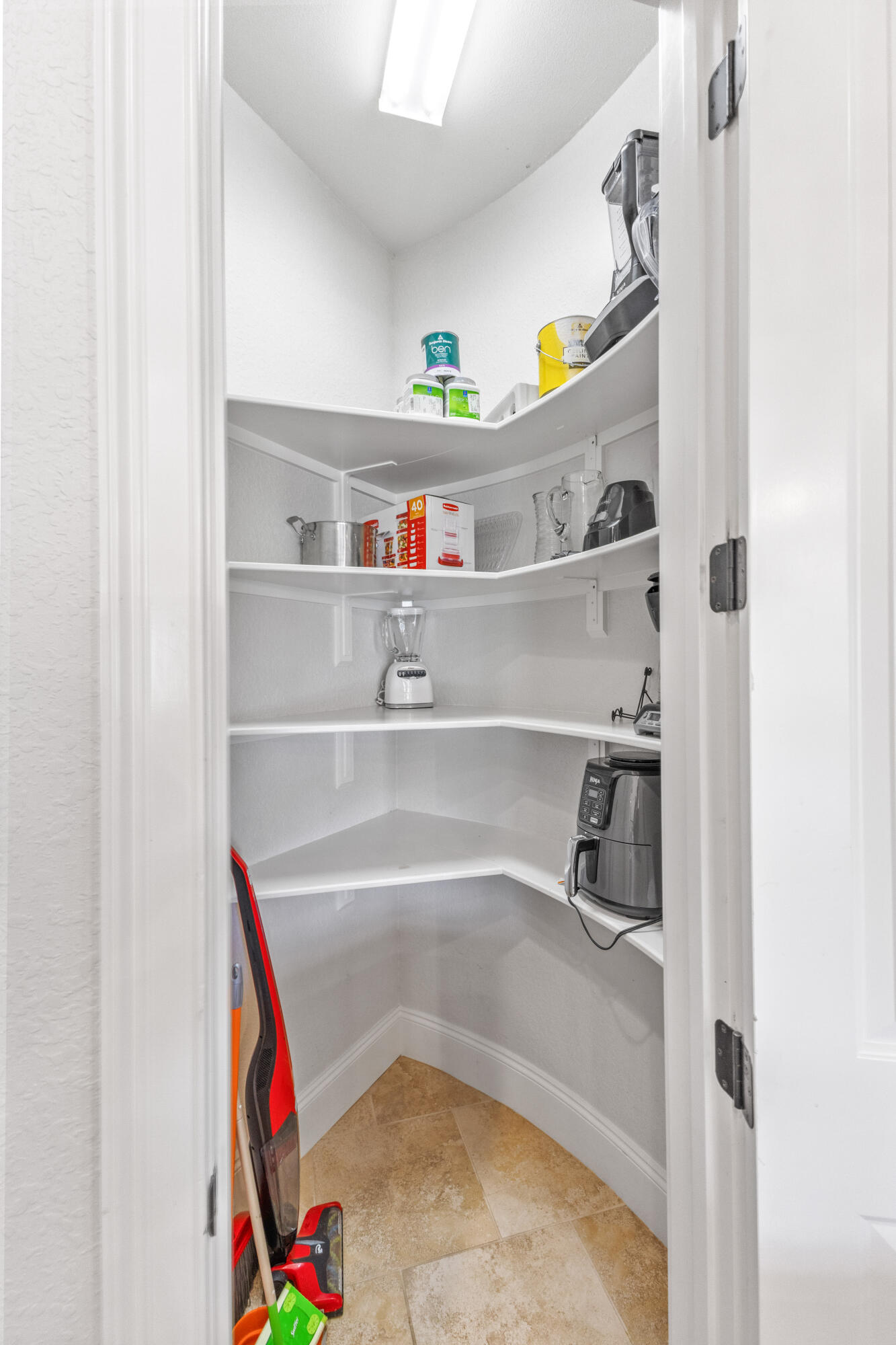 VILLA LAGO - Residential