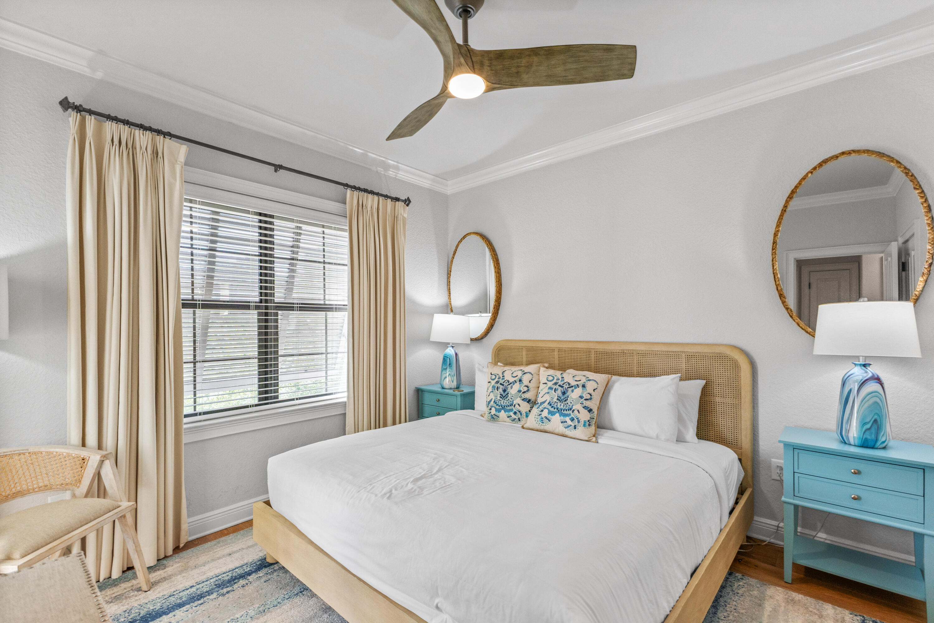 VILLA LAGO - Residential