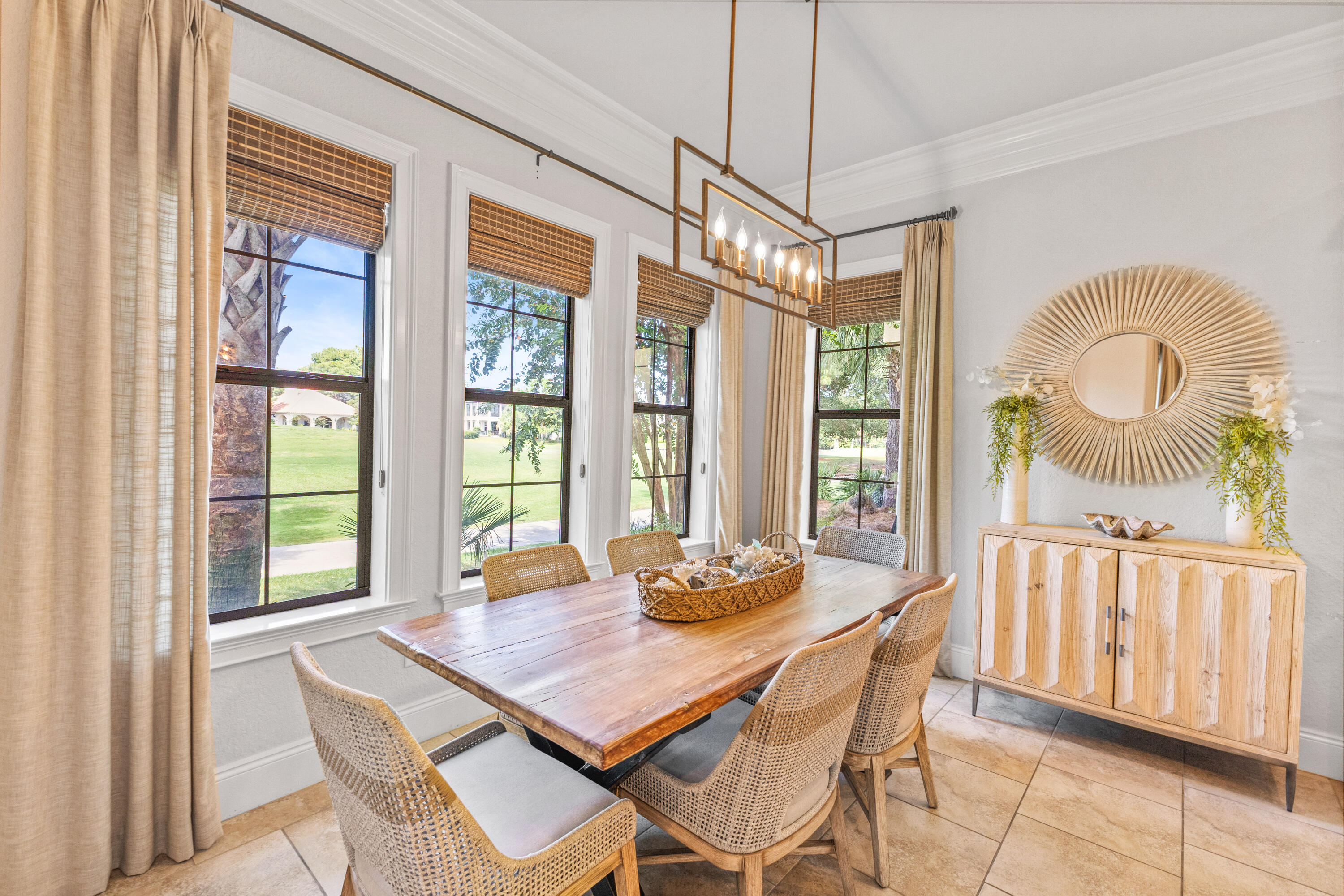 VILLA LAGO - Residential