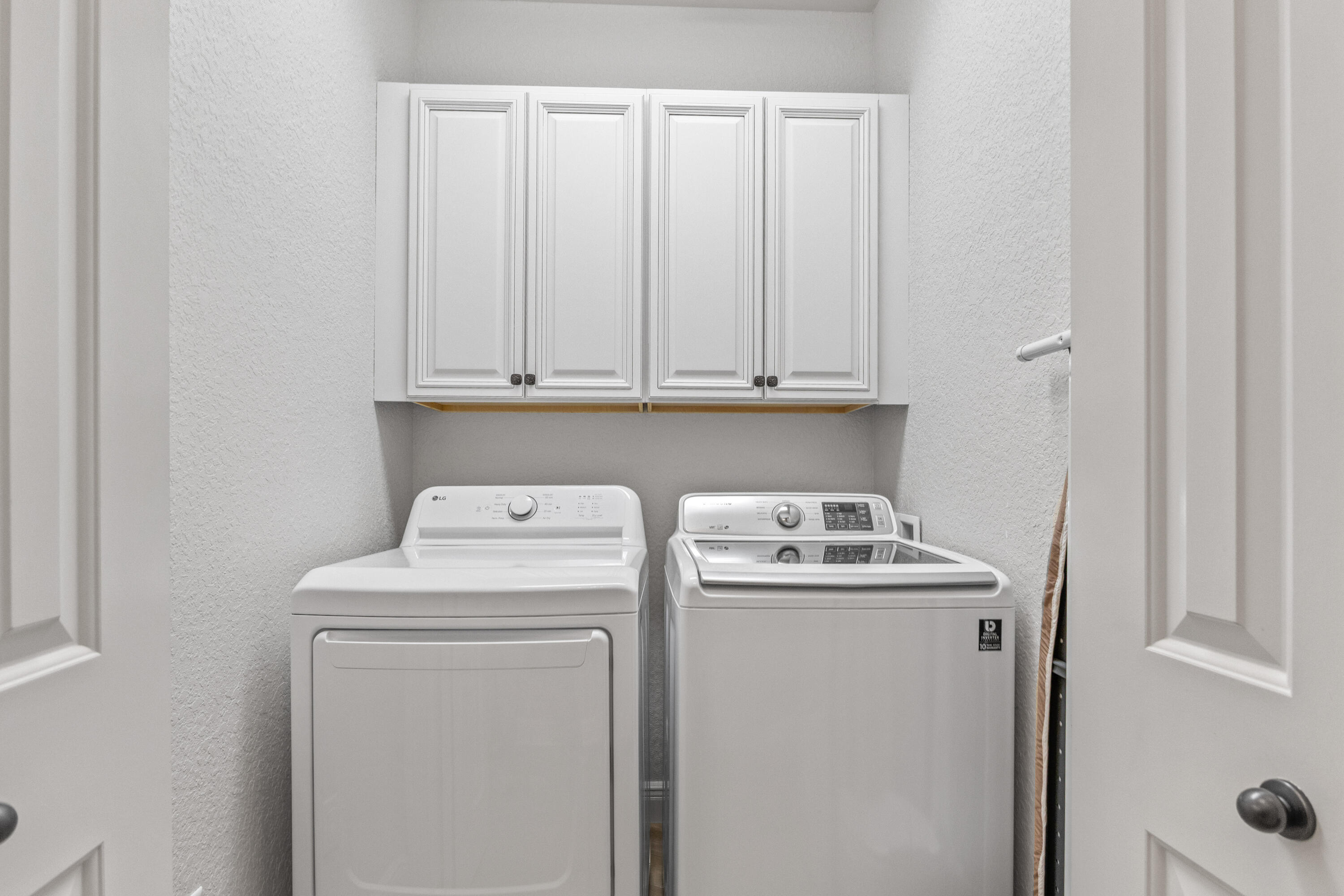 VILLA LAGO - Residential