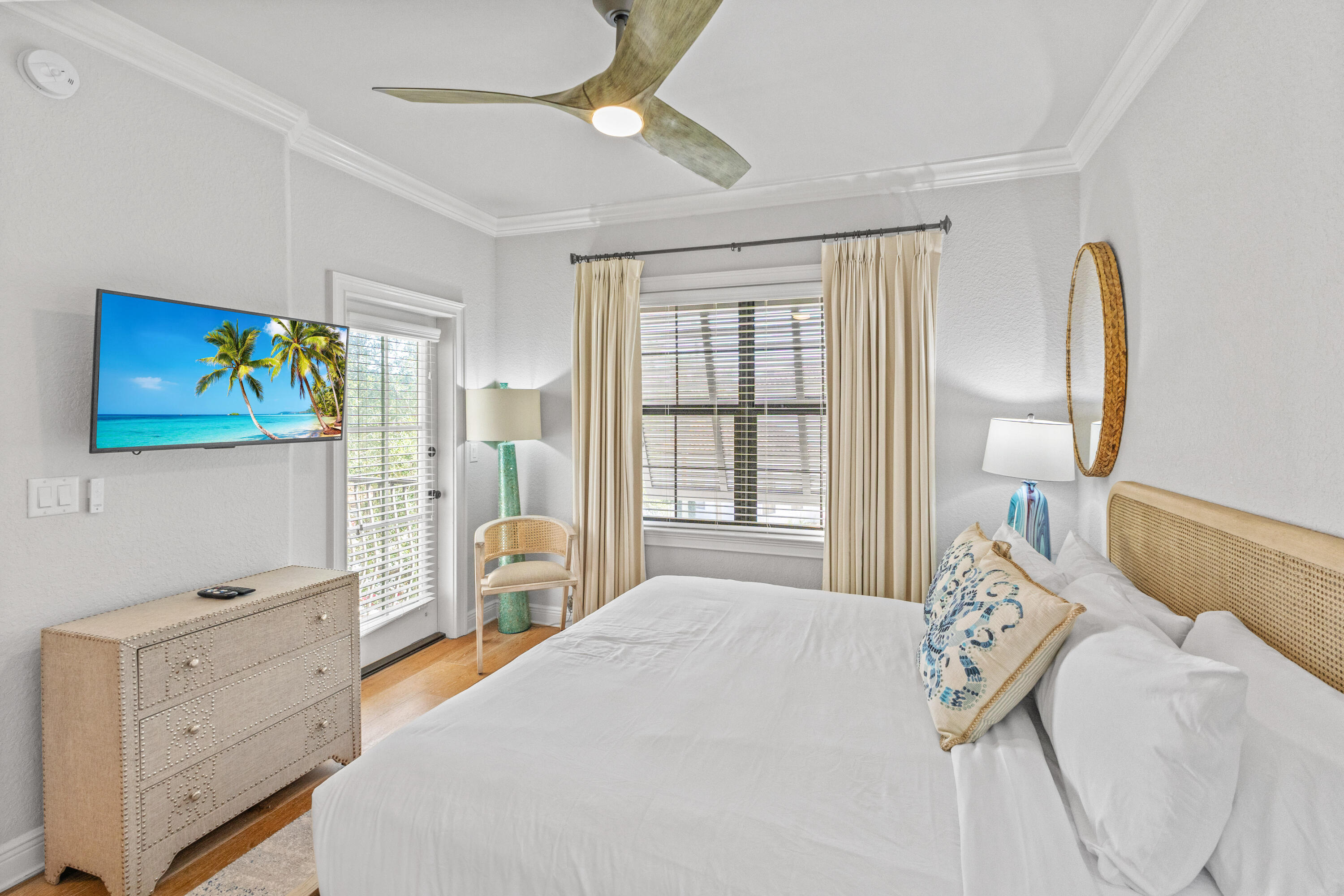 VILLA LAGO - Residential