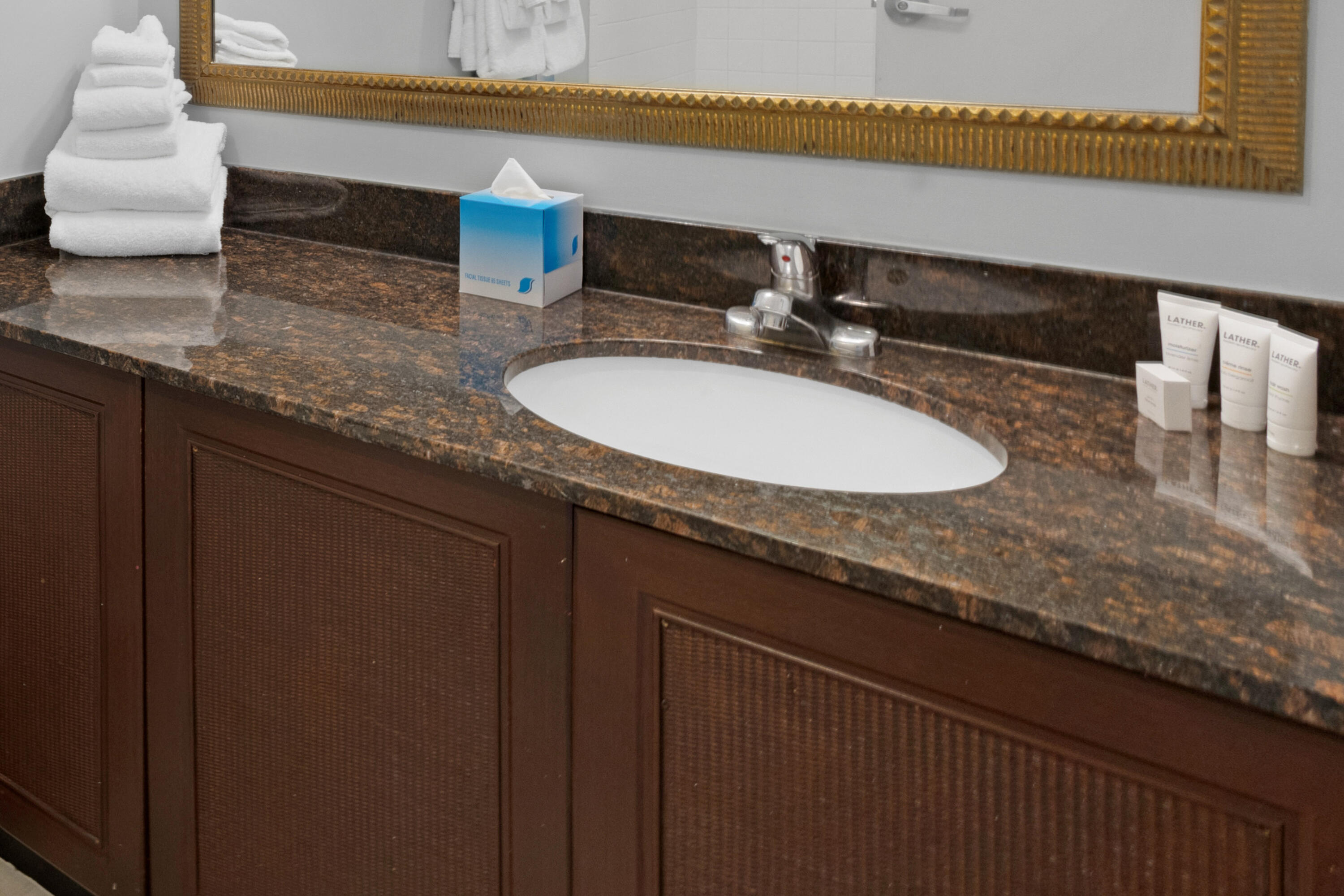 BAYSIDE CONDO SANDESTIN - Residential