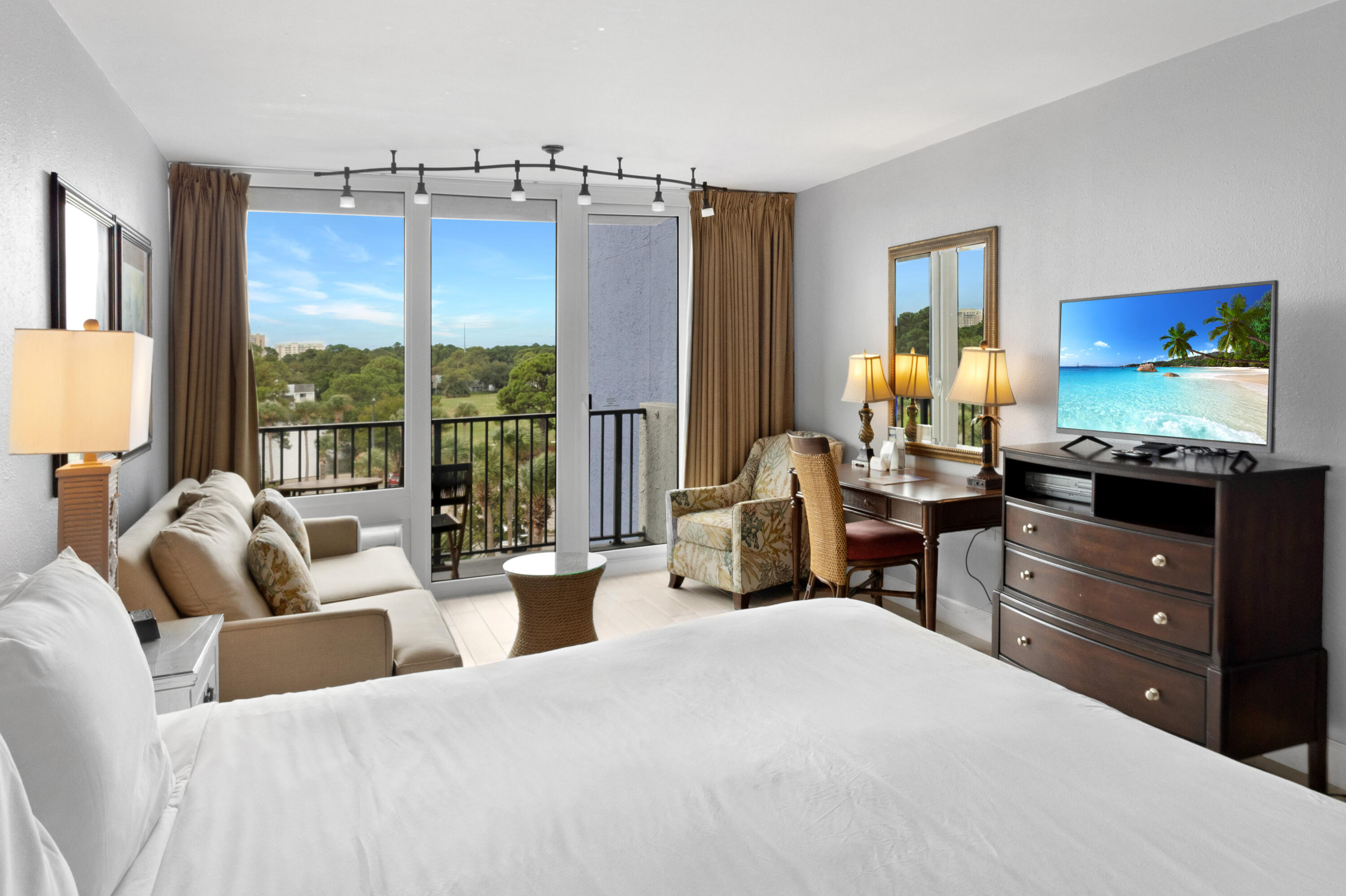 BAYSIDE CONDO SANDESTIN - Residential