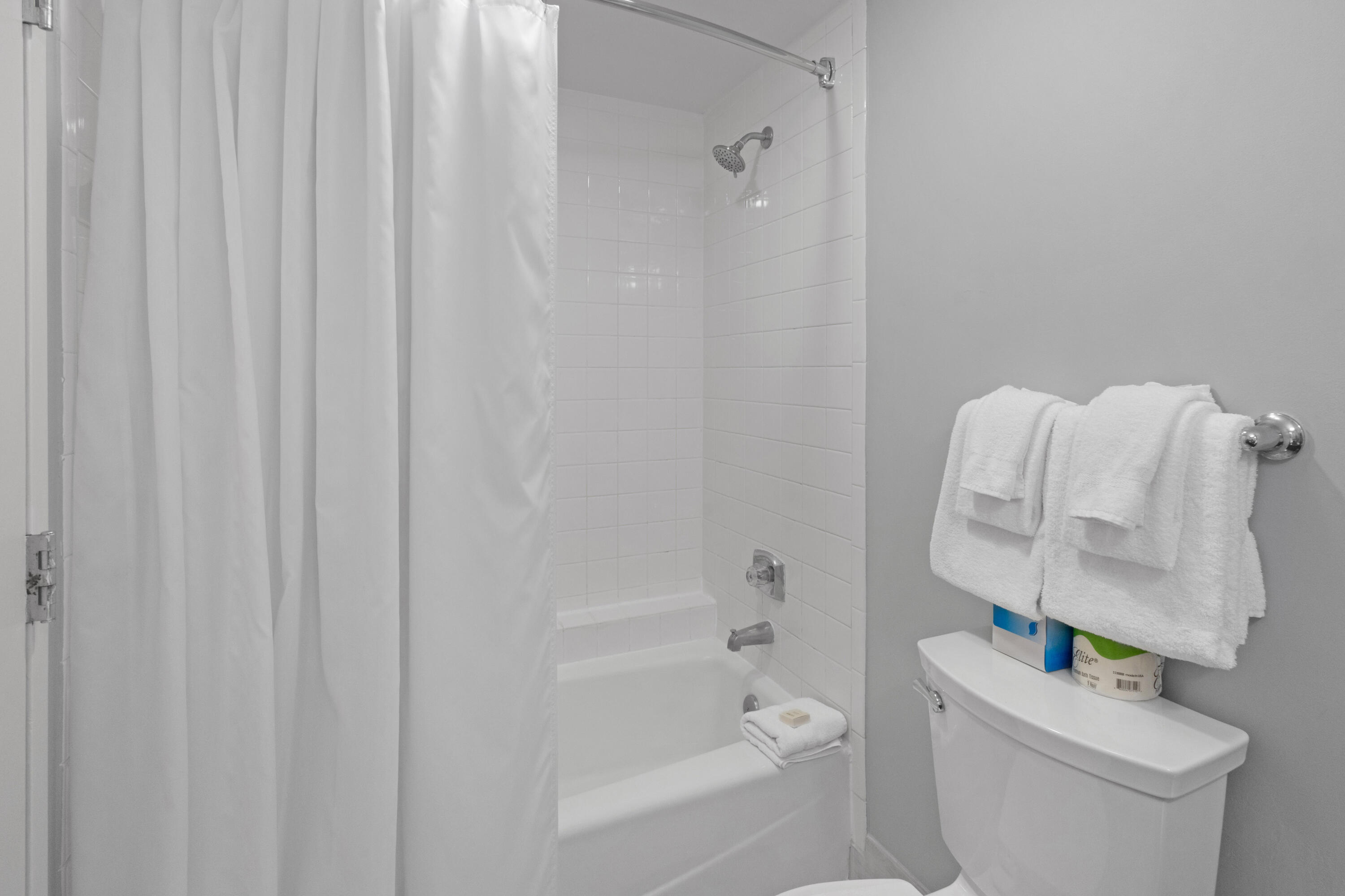 BAYSIDE CONDO SANDESTIN - Residential