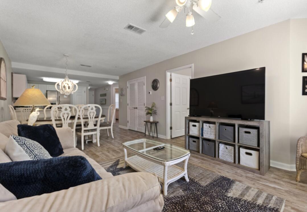 CIBONEY CONDO - Residential