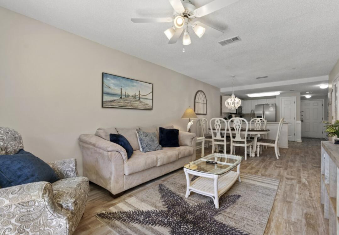 CIBONEY CONDO - Residential