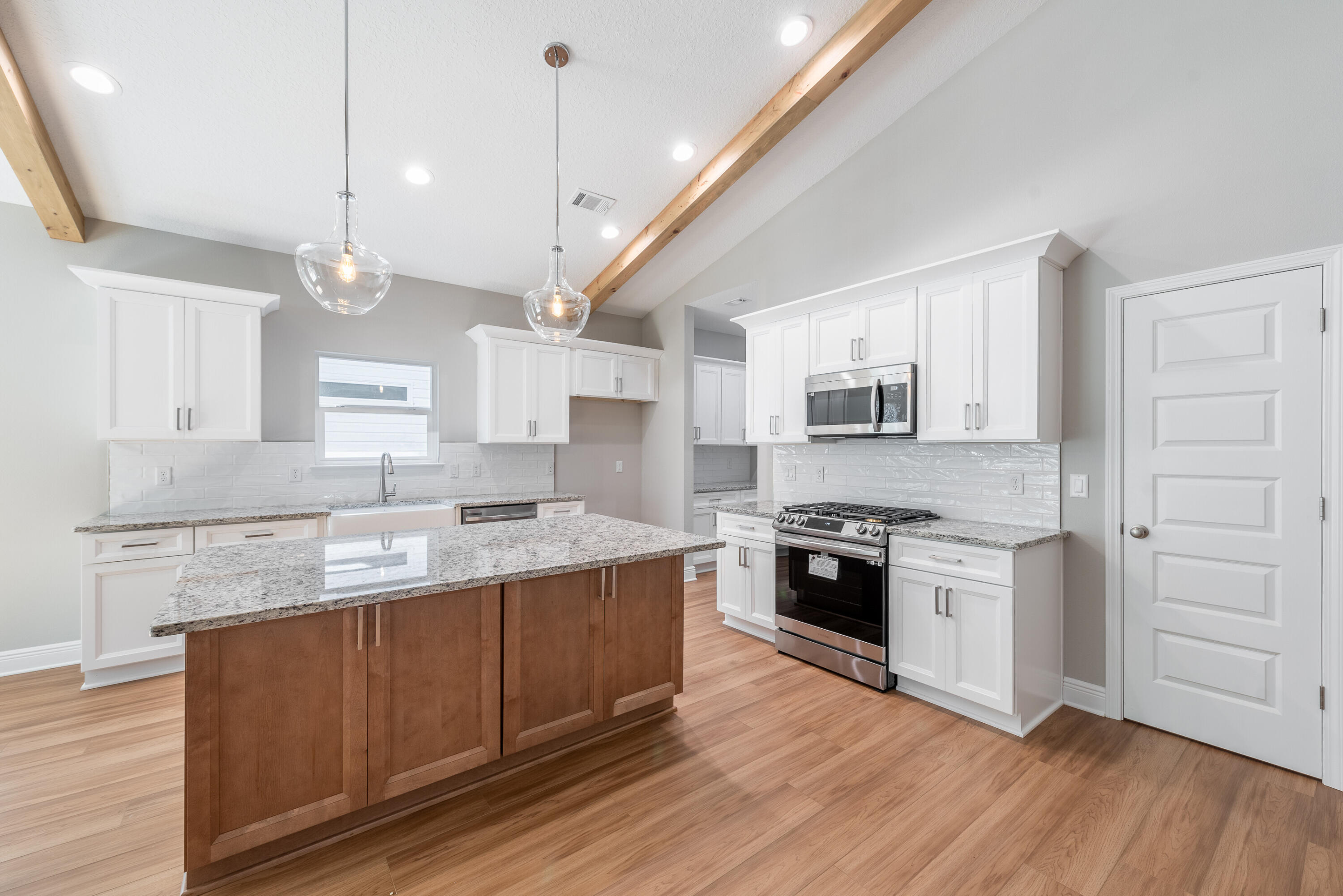 Madelyn Woods - Residential