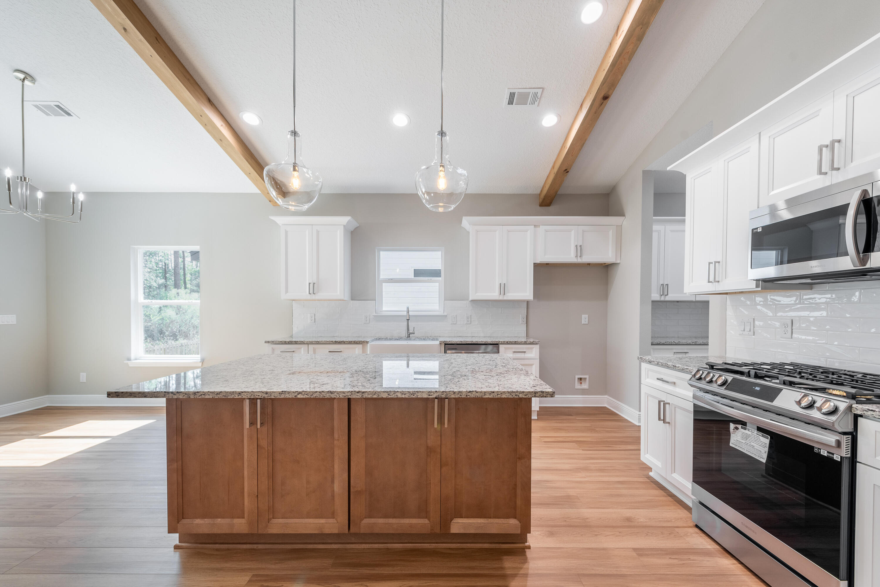 Madelyn Woods - Residential