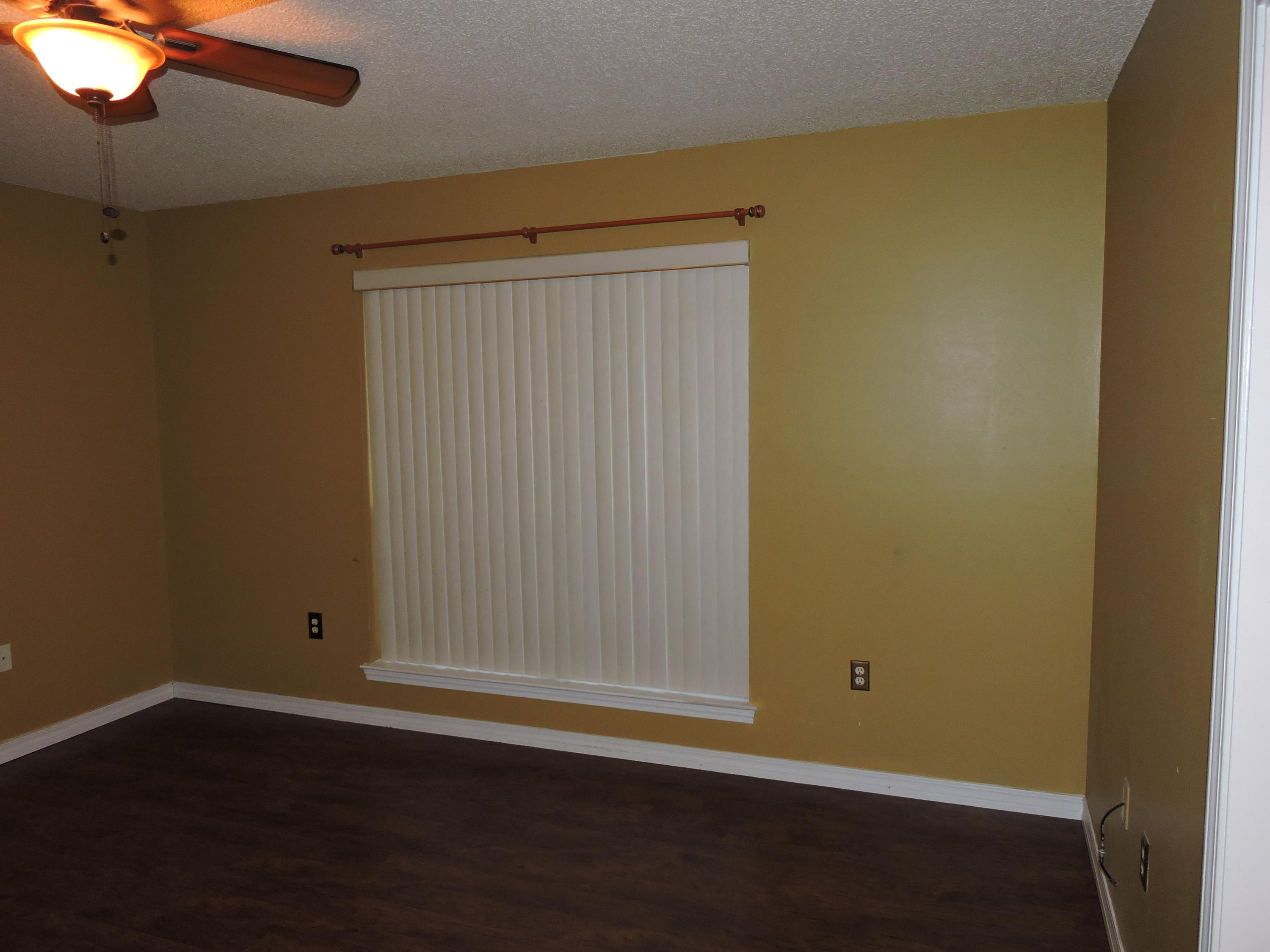 DOGWOOD ESTATES - Residential Lease