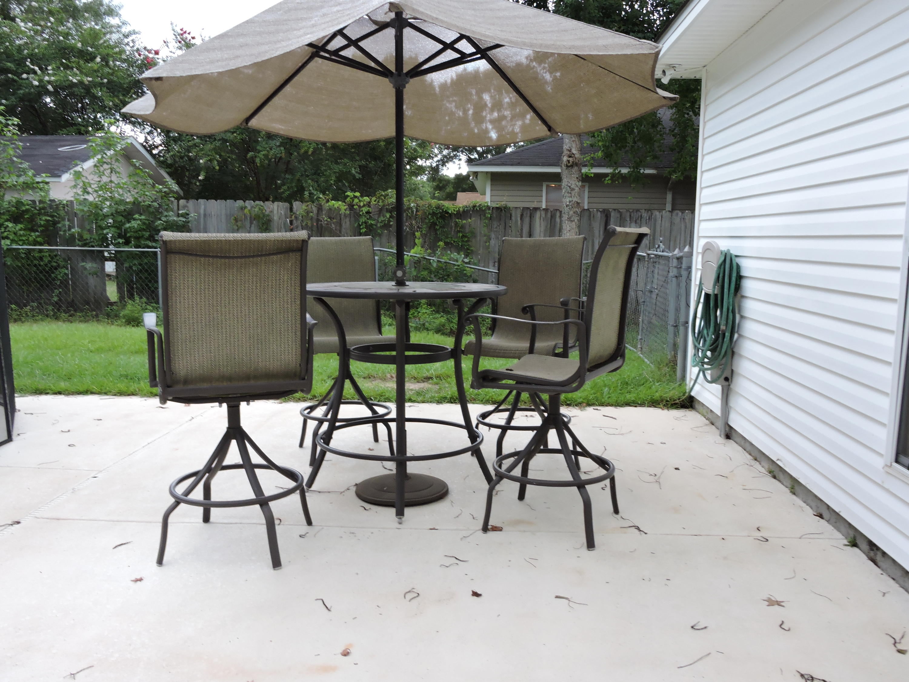 DOGWOOD ESTATES - Residential Lease