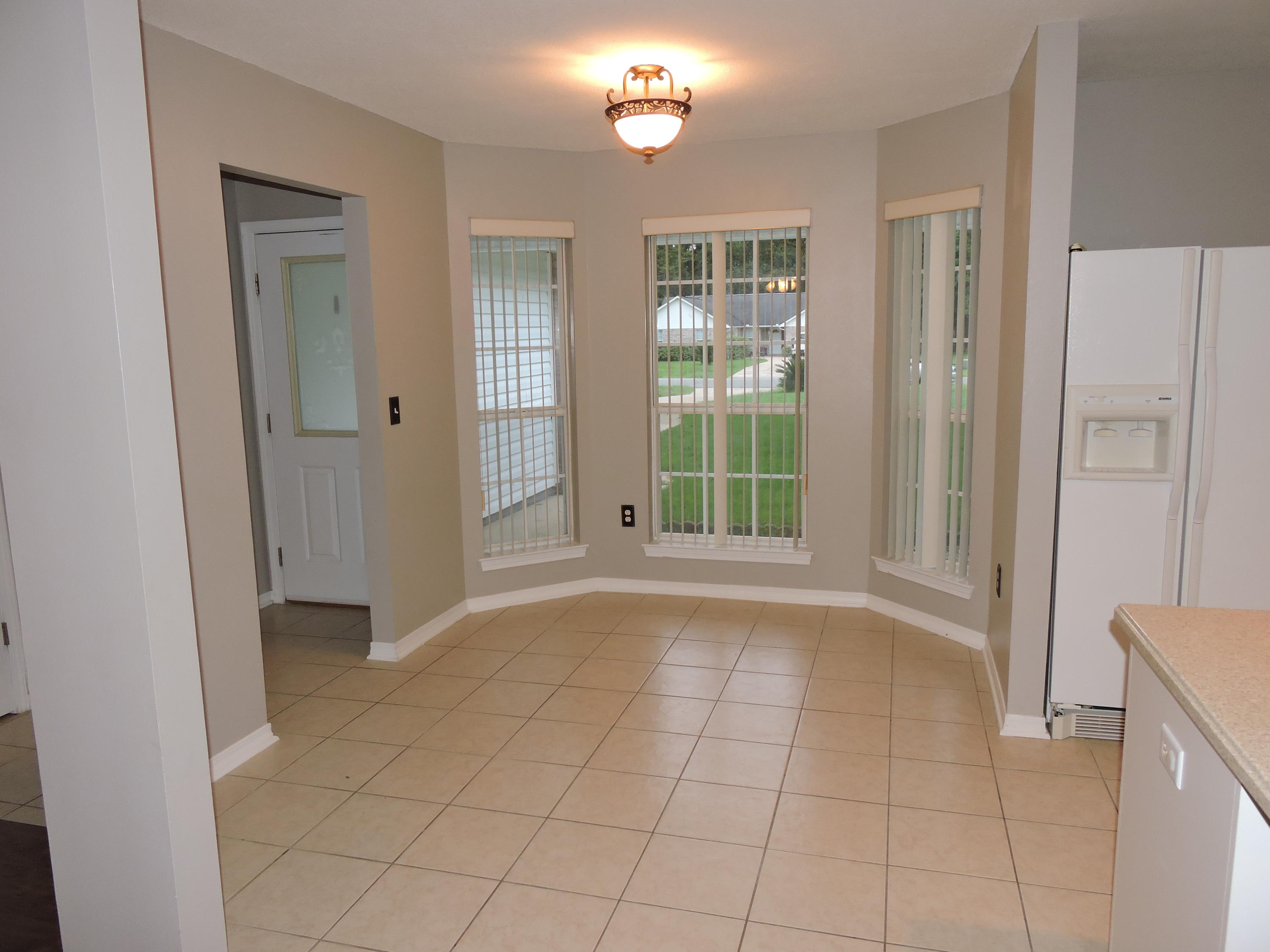 DOGWOOD ESTATES - Residential Lease