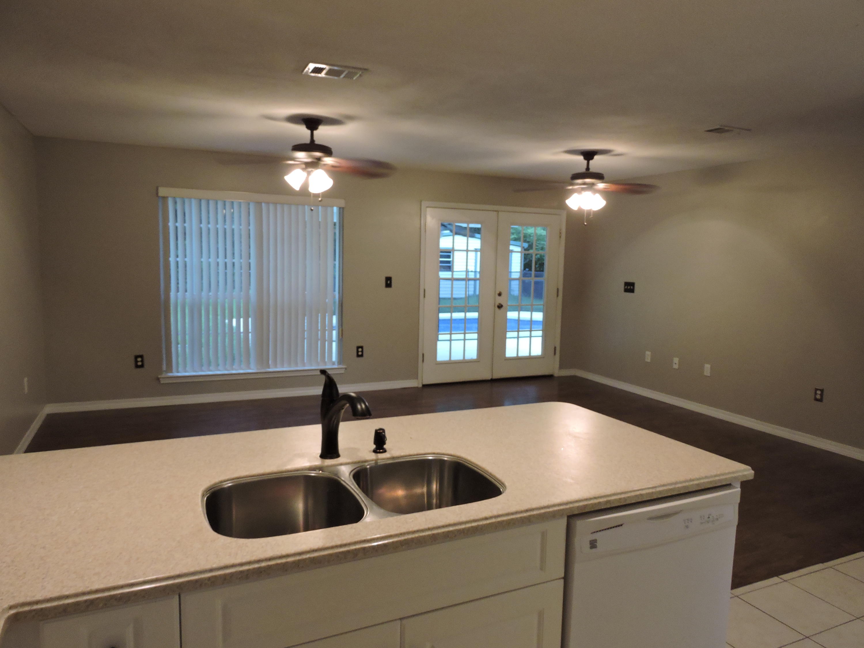 DOGWOOD ESTATES - Residential Lease