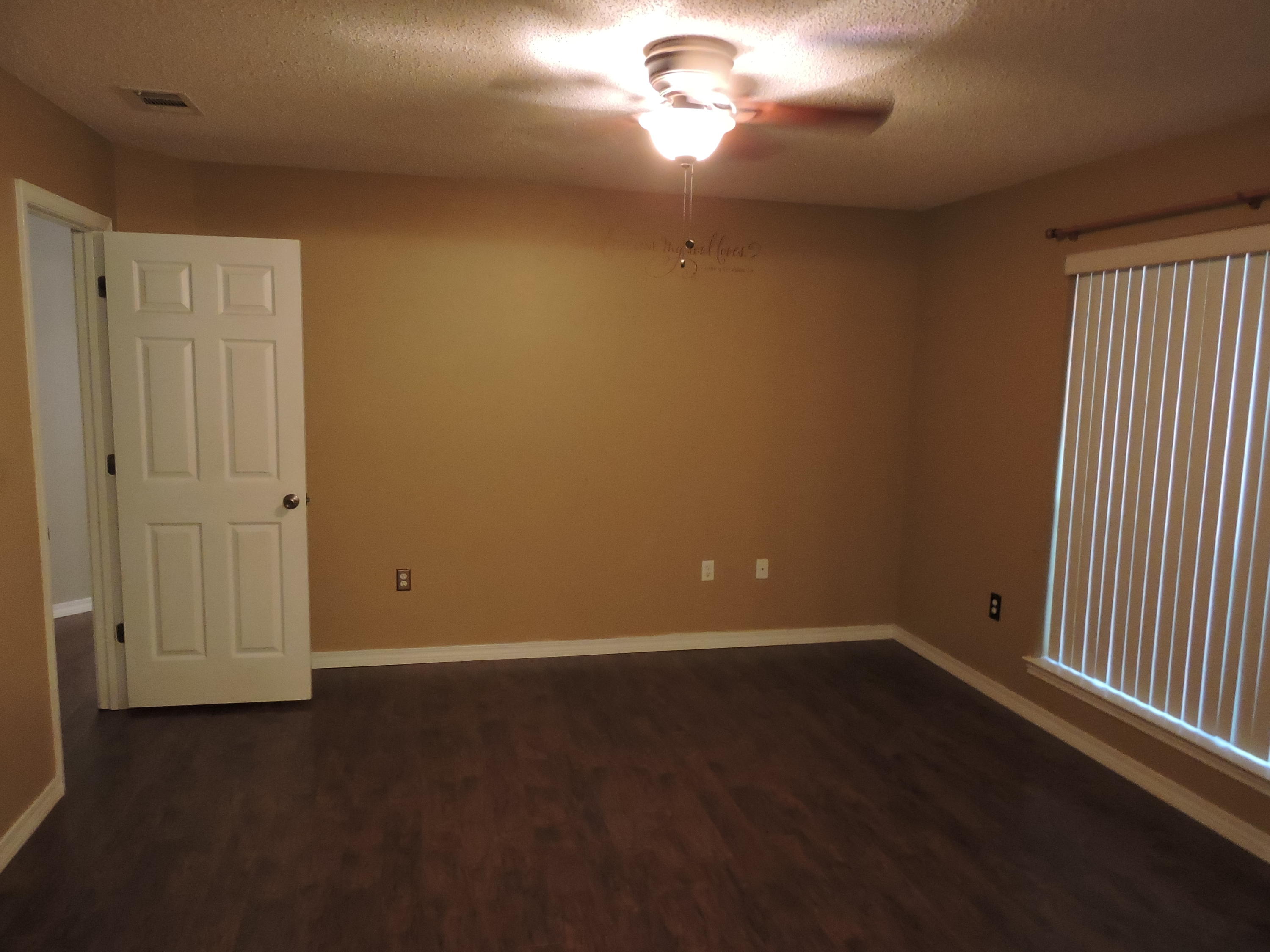 DOGWOOD ESTATES - Residential Lease