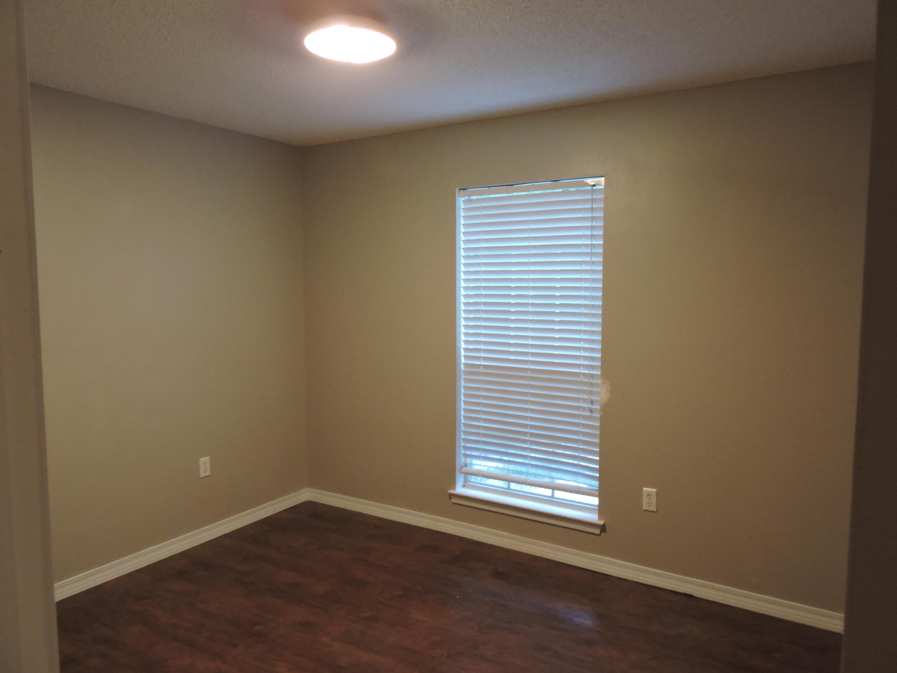 DOGWOOD ESTATES - Residential Lease