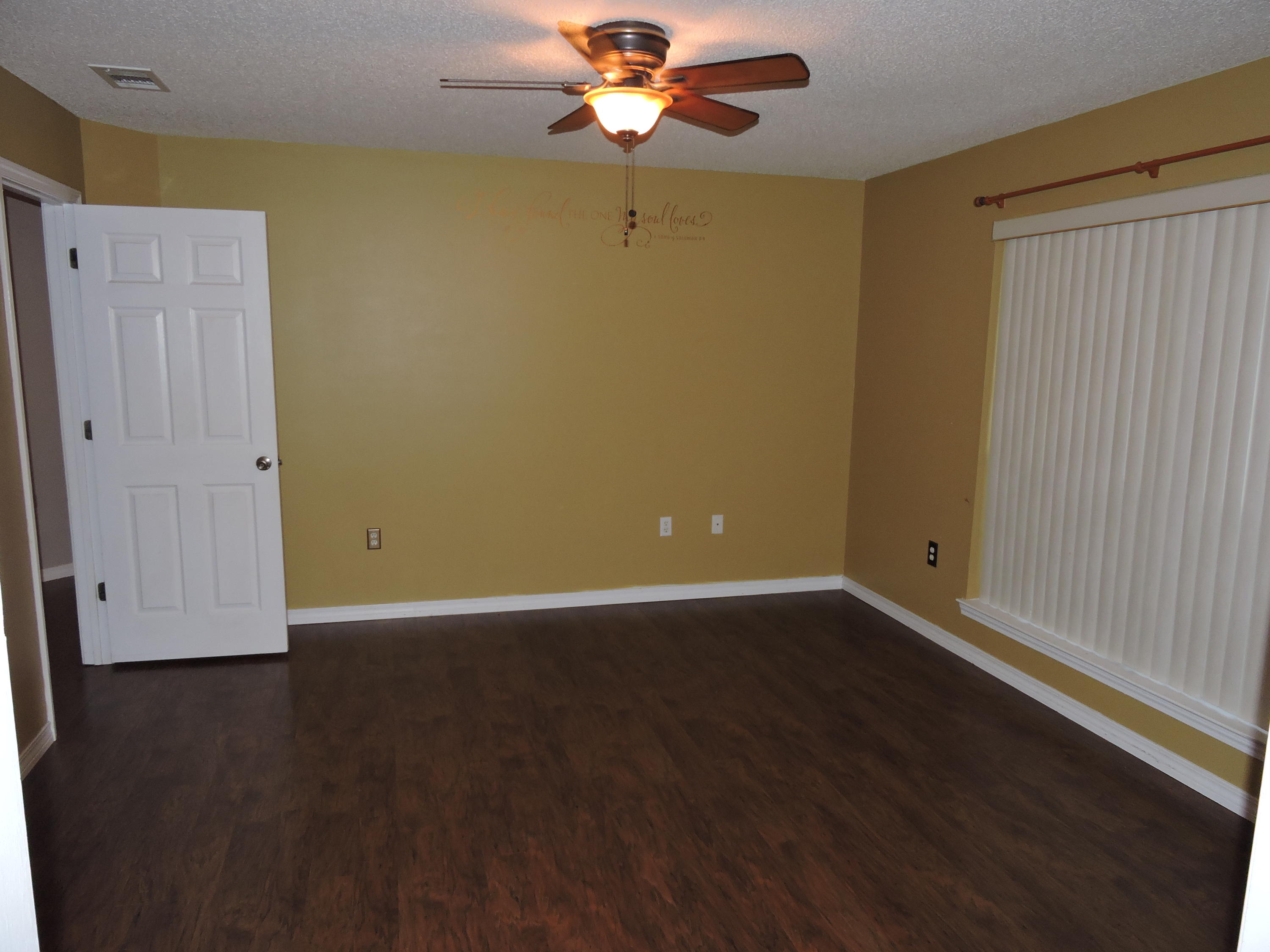 DOGWOOD ESTATES - Residential Lease