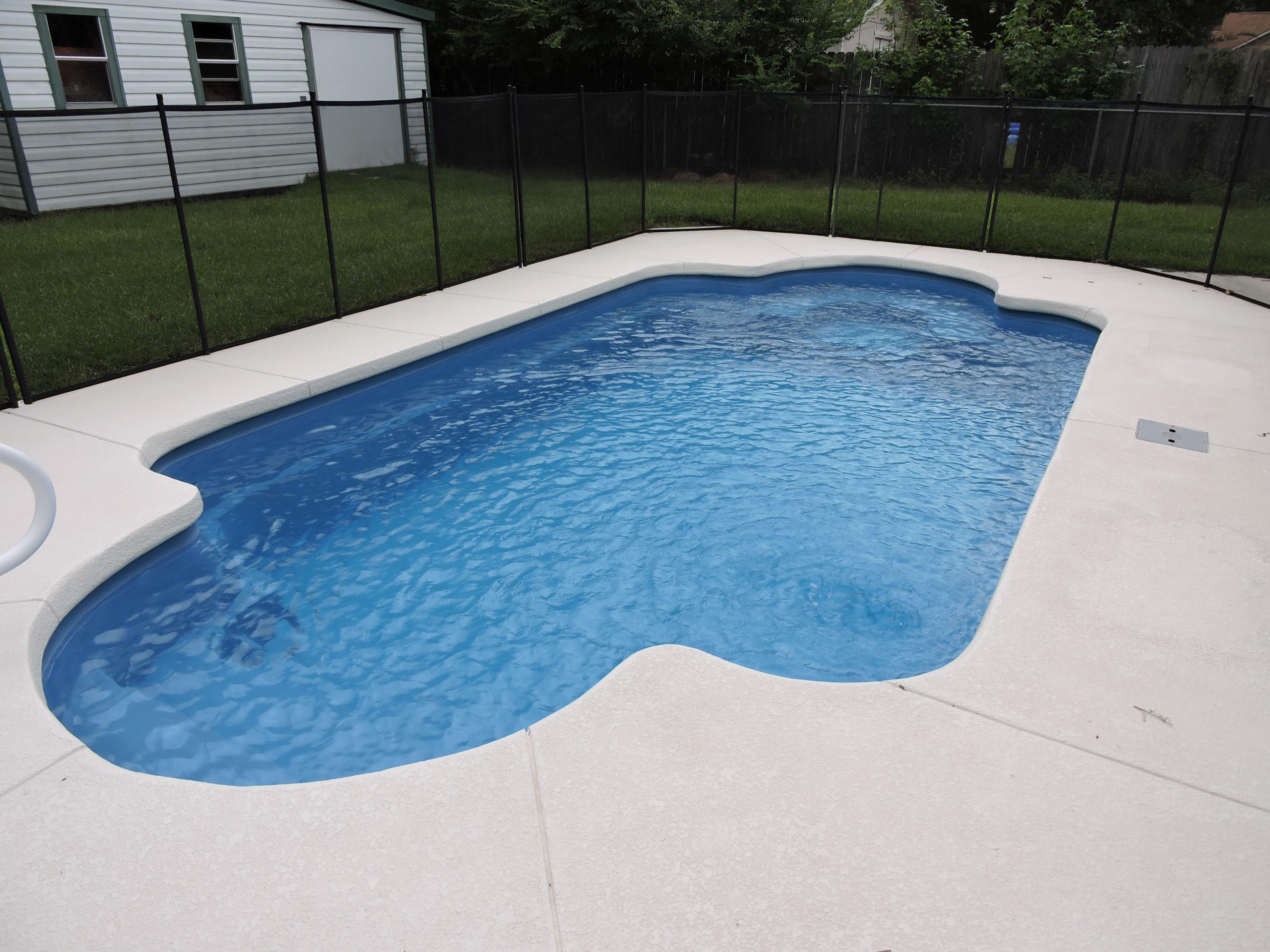 DOGWOOD ESTATES - Residential Lease