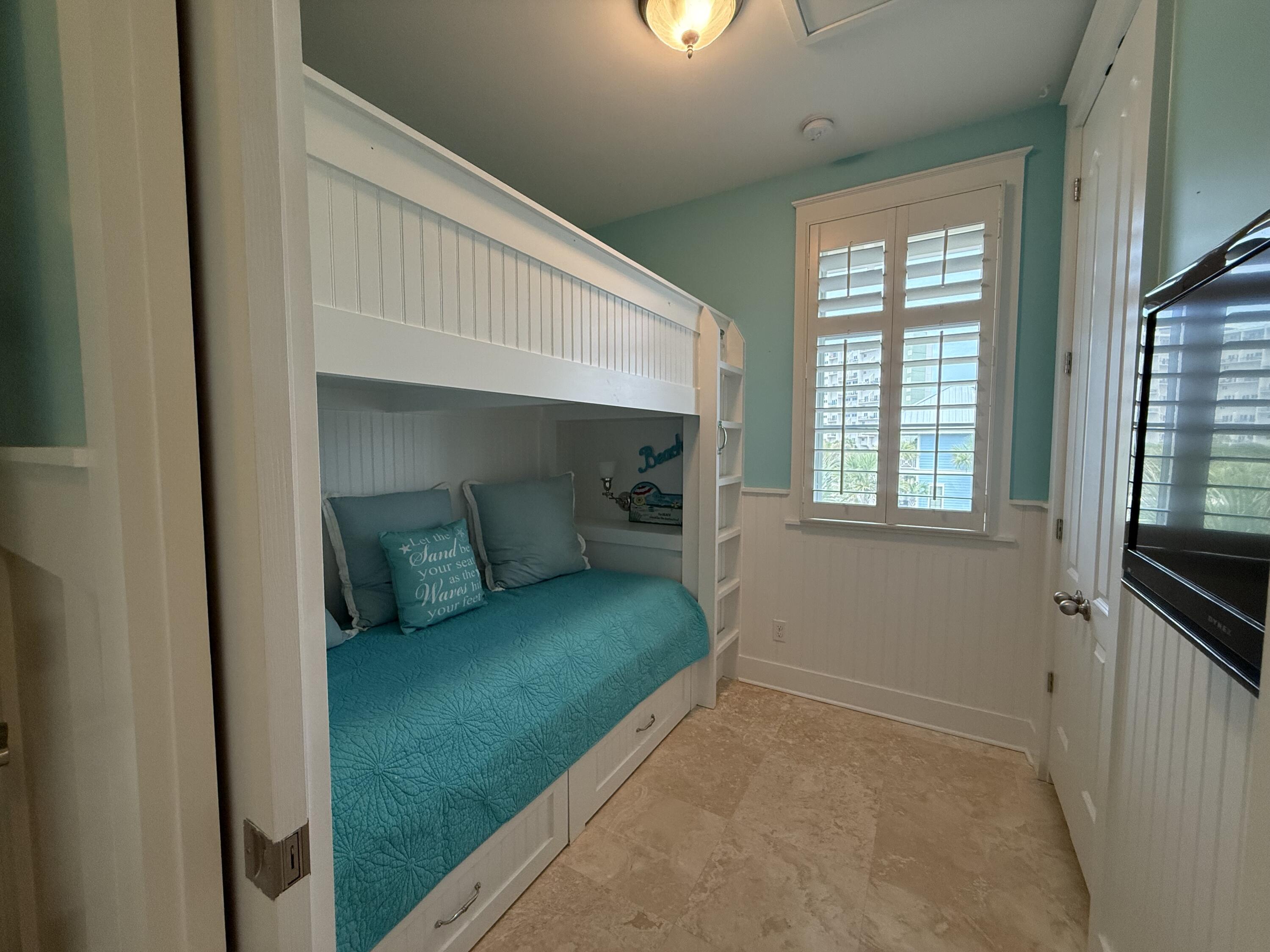 CARILLON BEACH - Residential