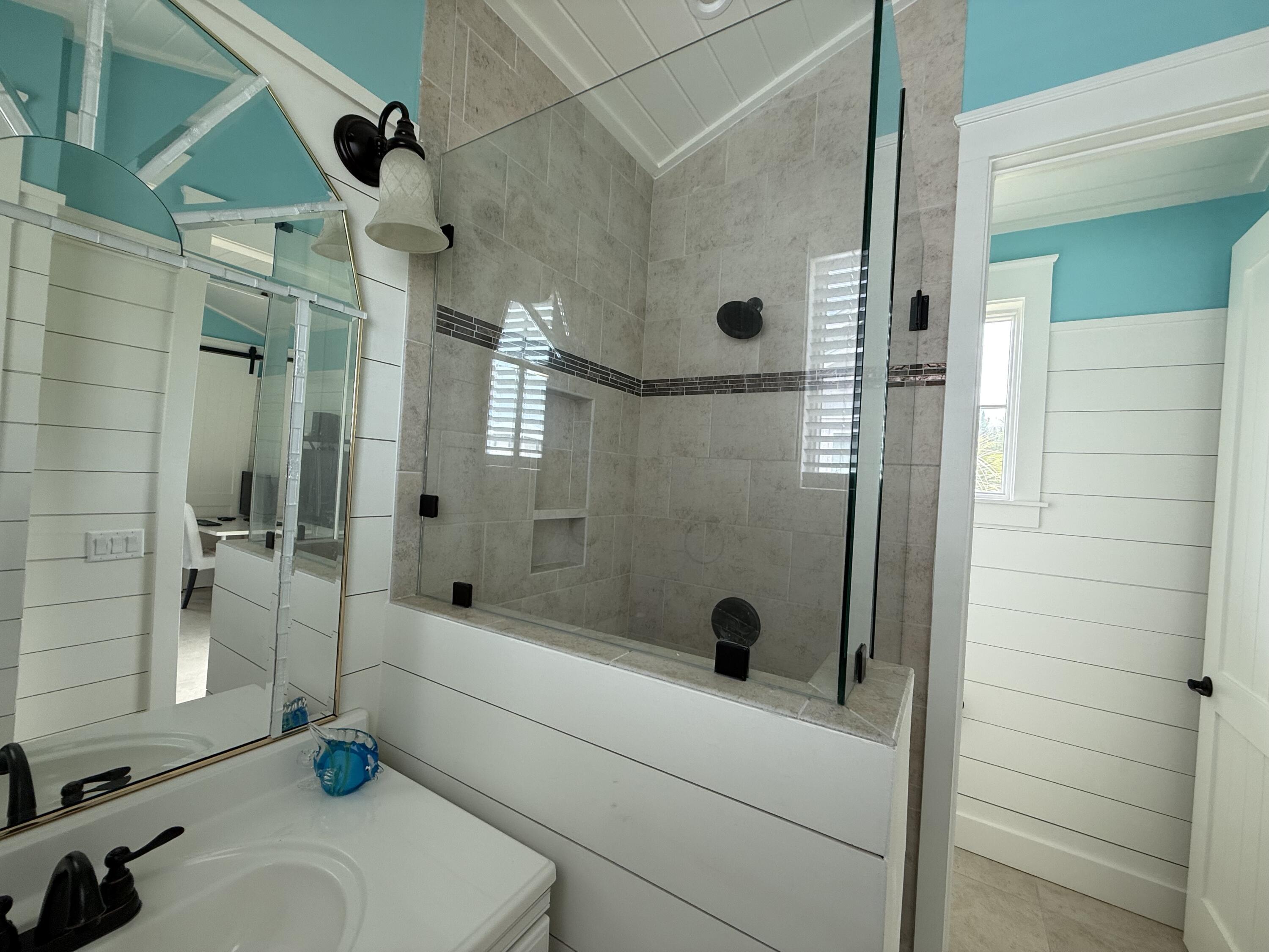 CARILLON BEACH - Residential