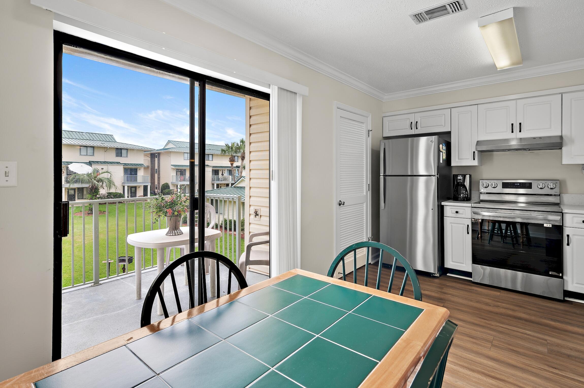 SANDPRINTS CONDO - Residential