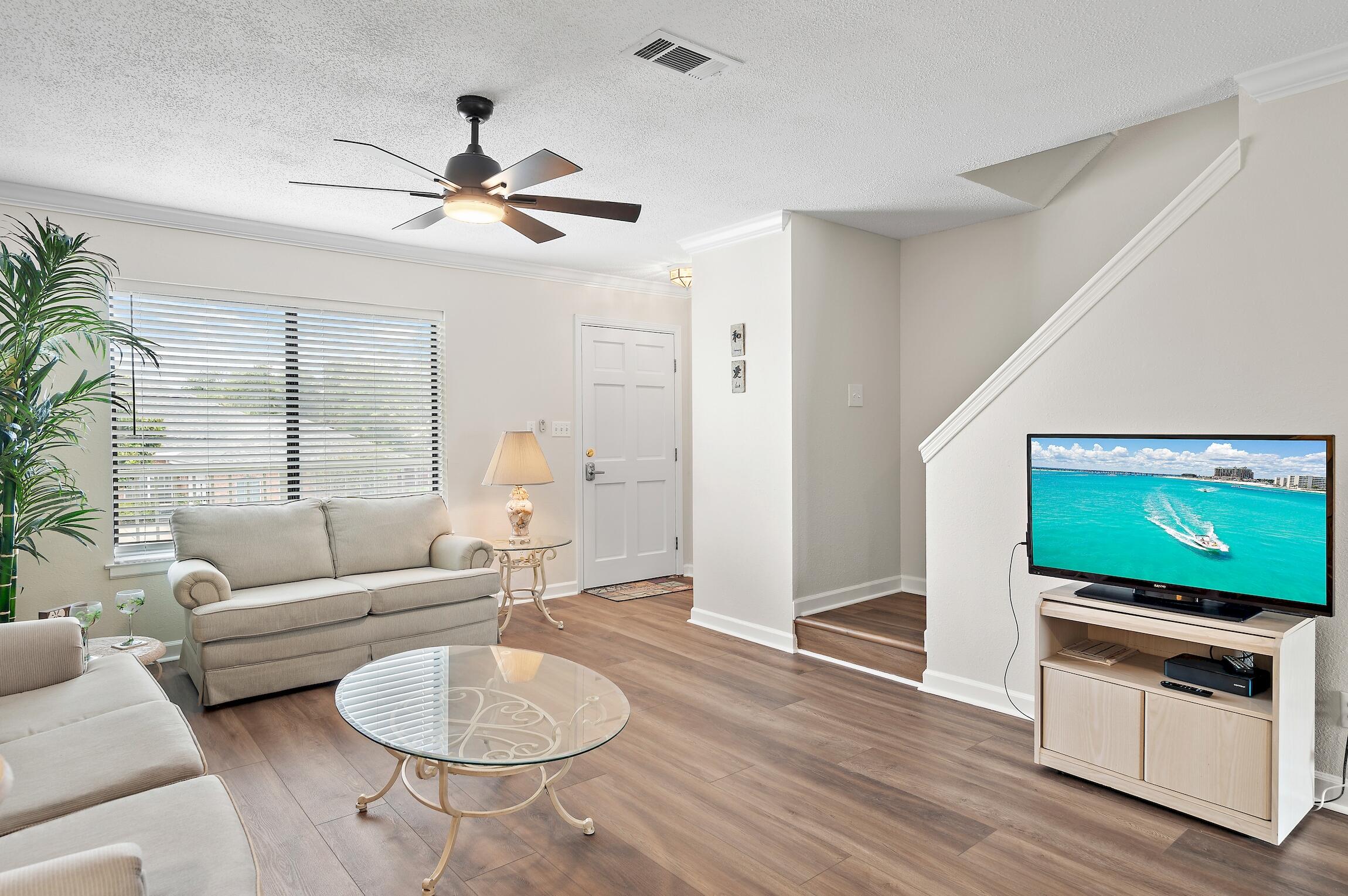 SANDPRINTS CONDO - Residential