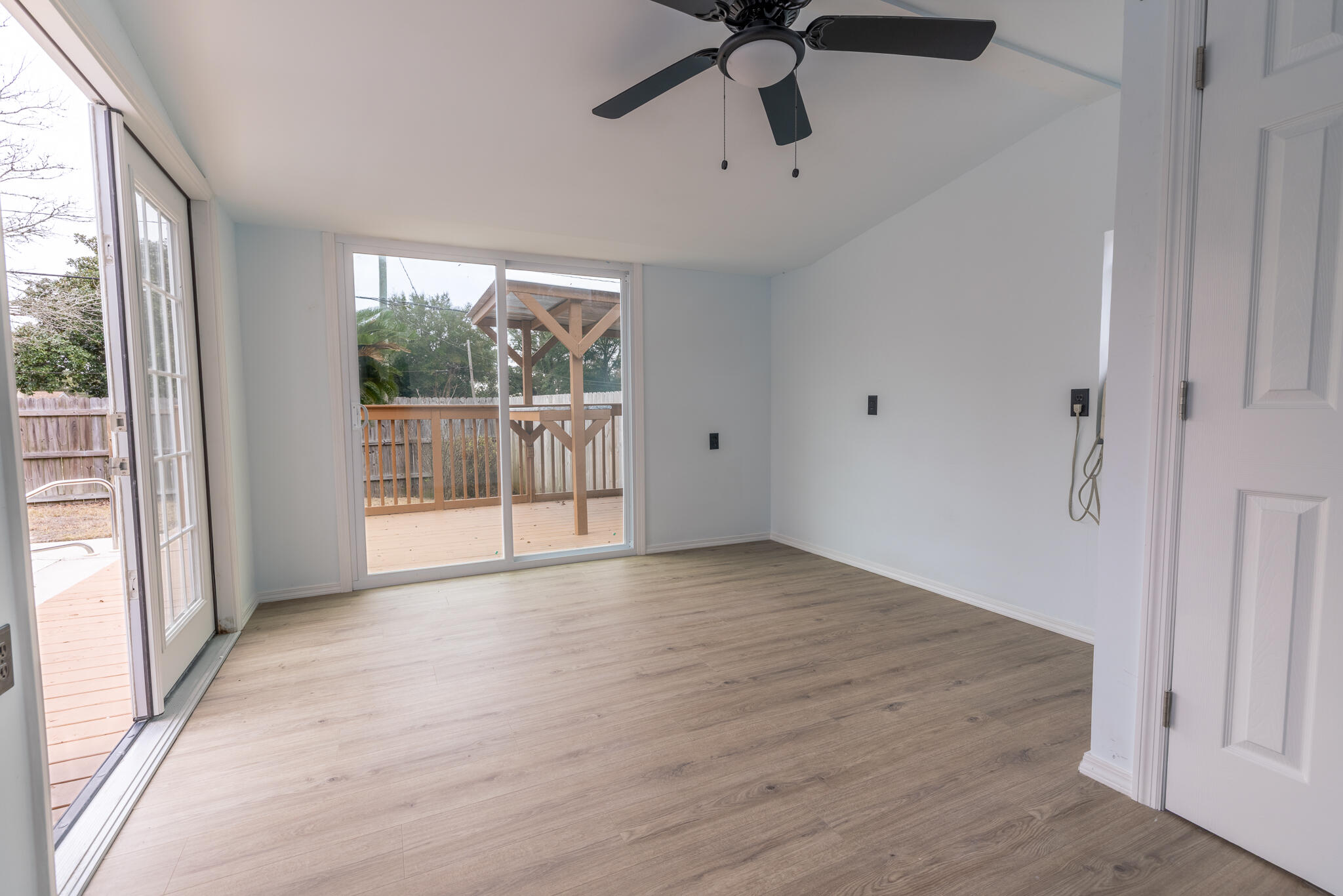 VICTORIA GARDENS 1 - Residential