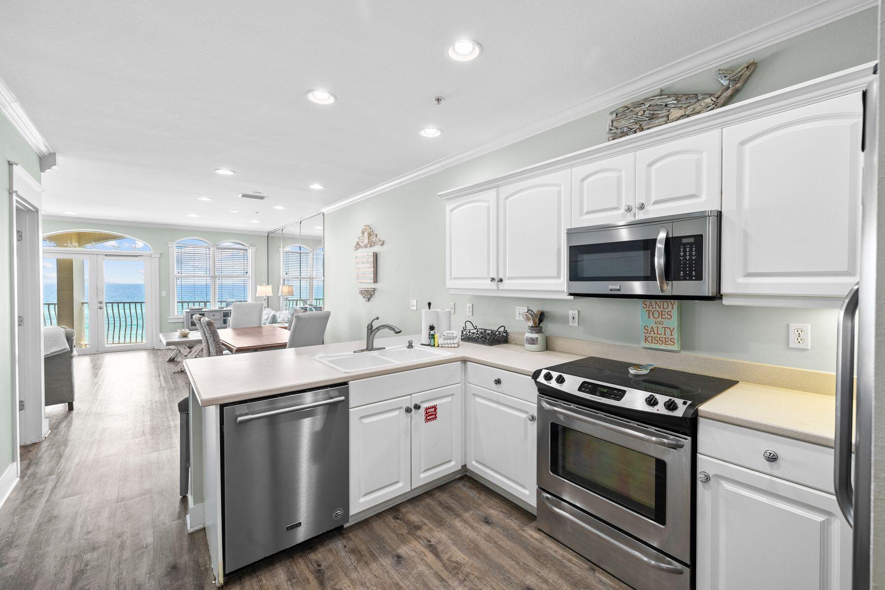 MONTEREY CONDO - Residential