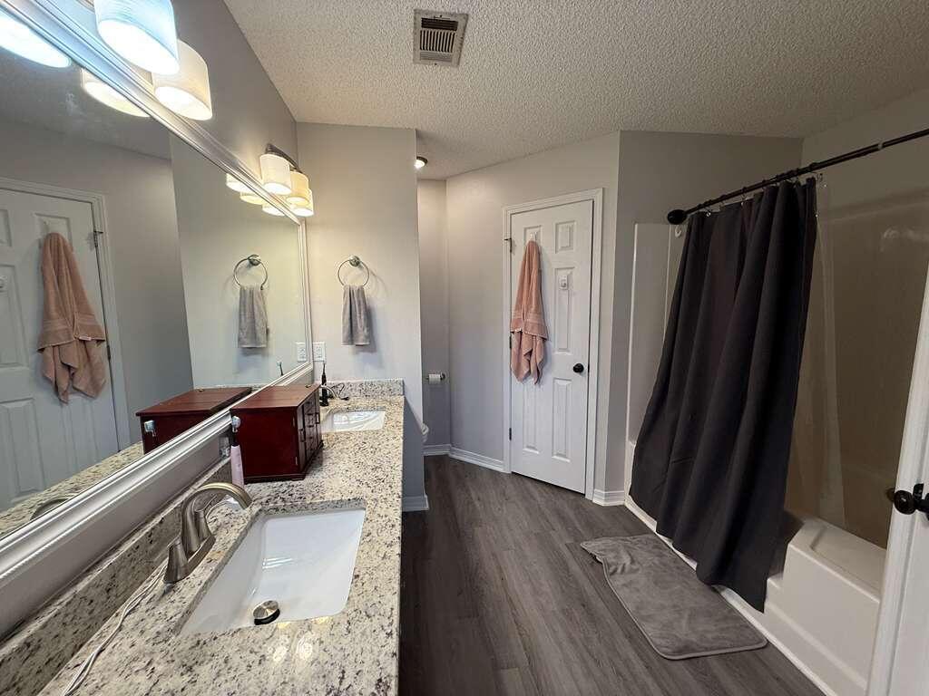 Country Breeze East - Residential Lease