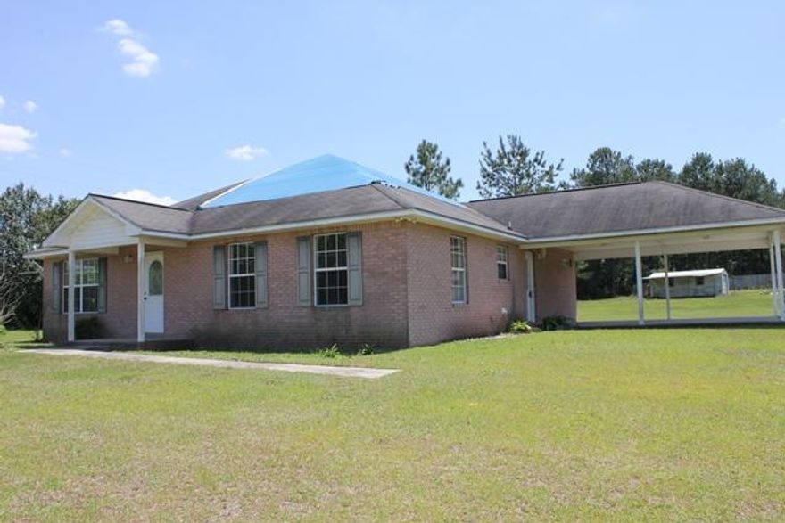 REO... Total Privacy on 10 Acres!! This 3 Bd / 2 Ba all brick home is situated on 10 acres & offers plenty of peace & quiet. The home offers laminate wood flooring living room, breakfast bar in kitchen & large screened porch. Don't miss out on this great opportunity. This property is eligible under the Freddie Mac First Look Initiative through May 27, 2015.