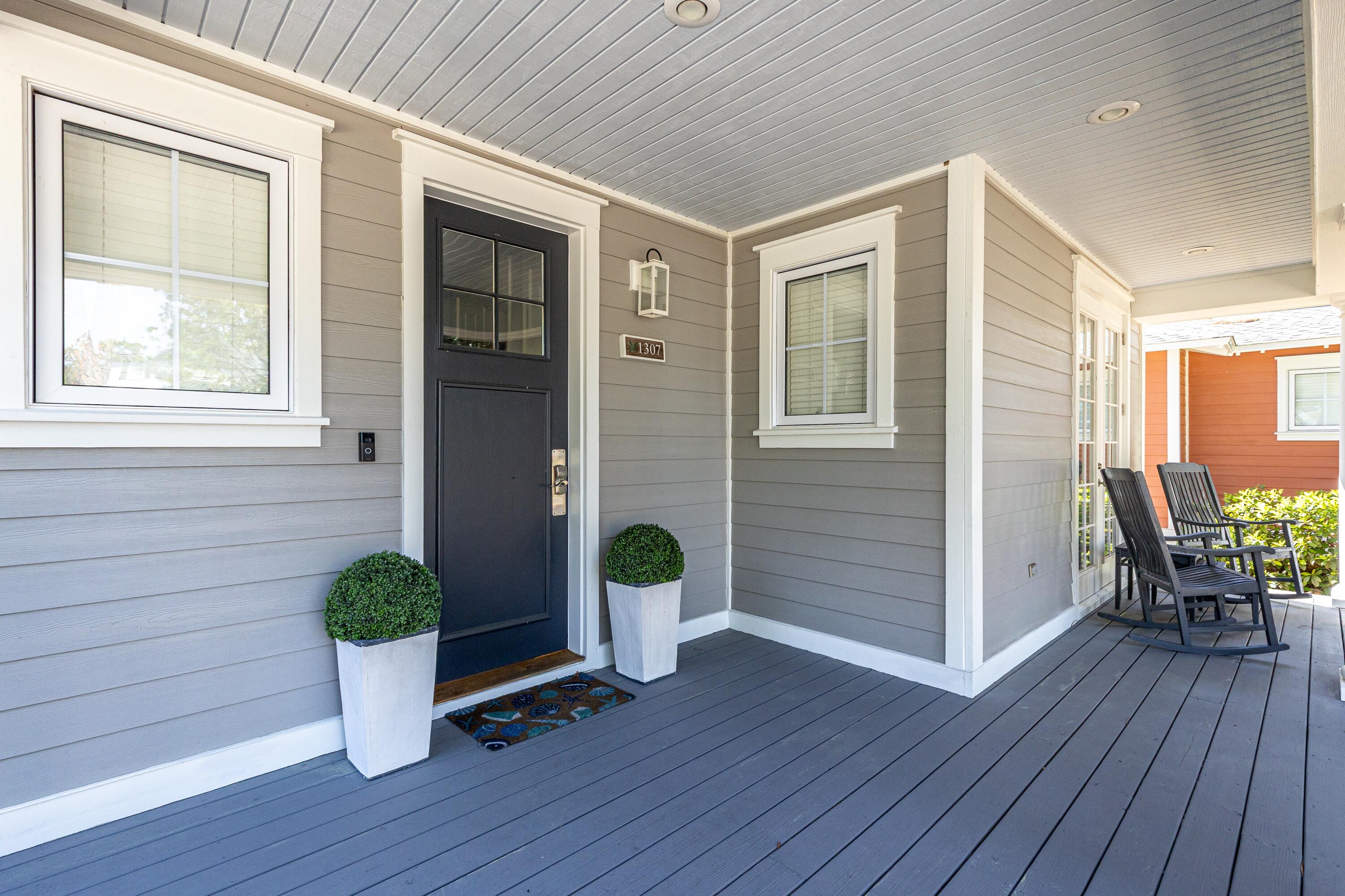 LAUREL GROVE - Residential