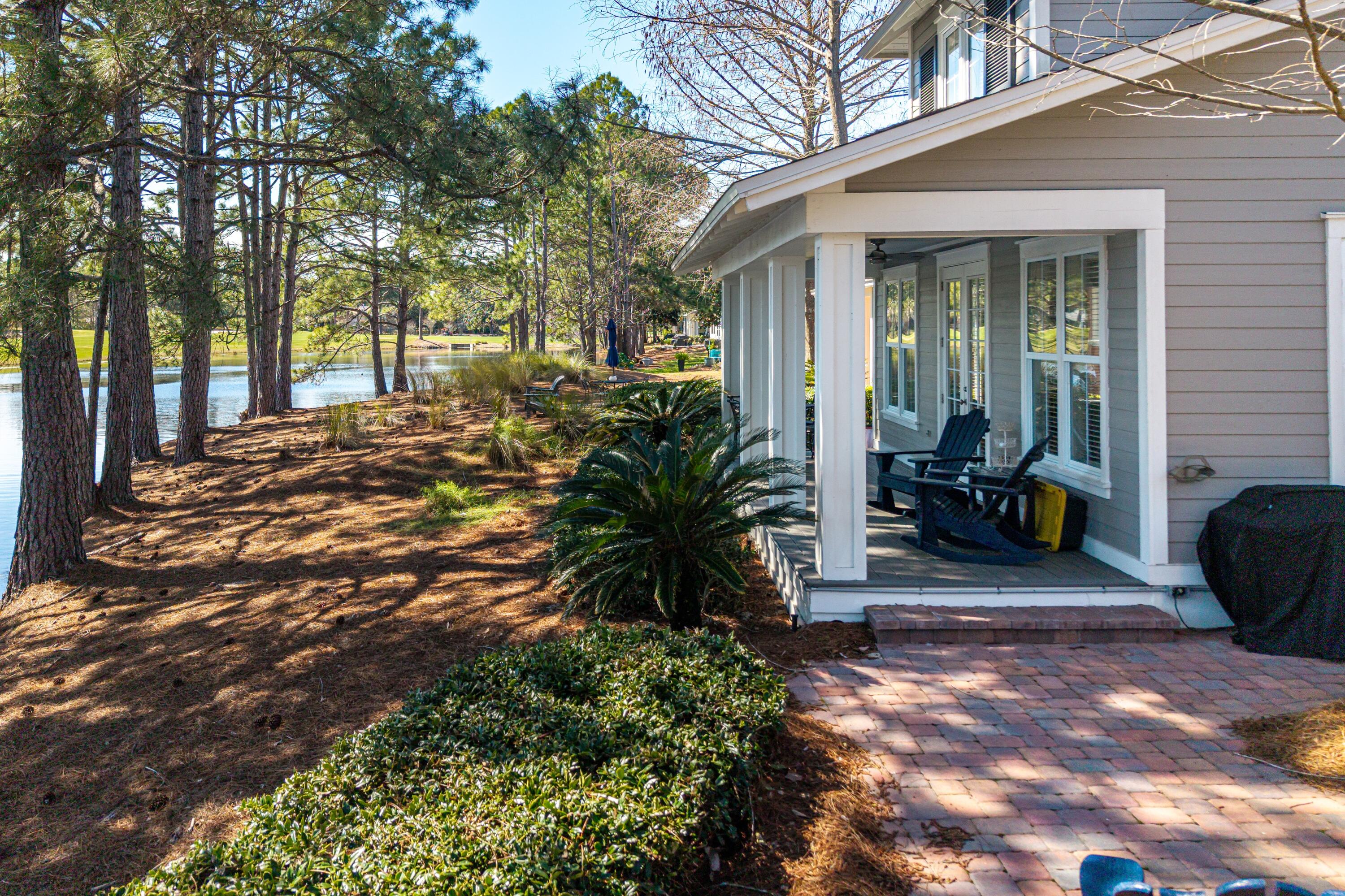 LAUREL GROVE - Residential