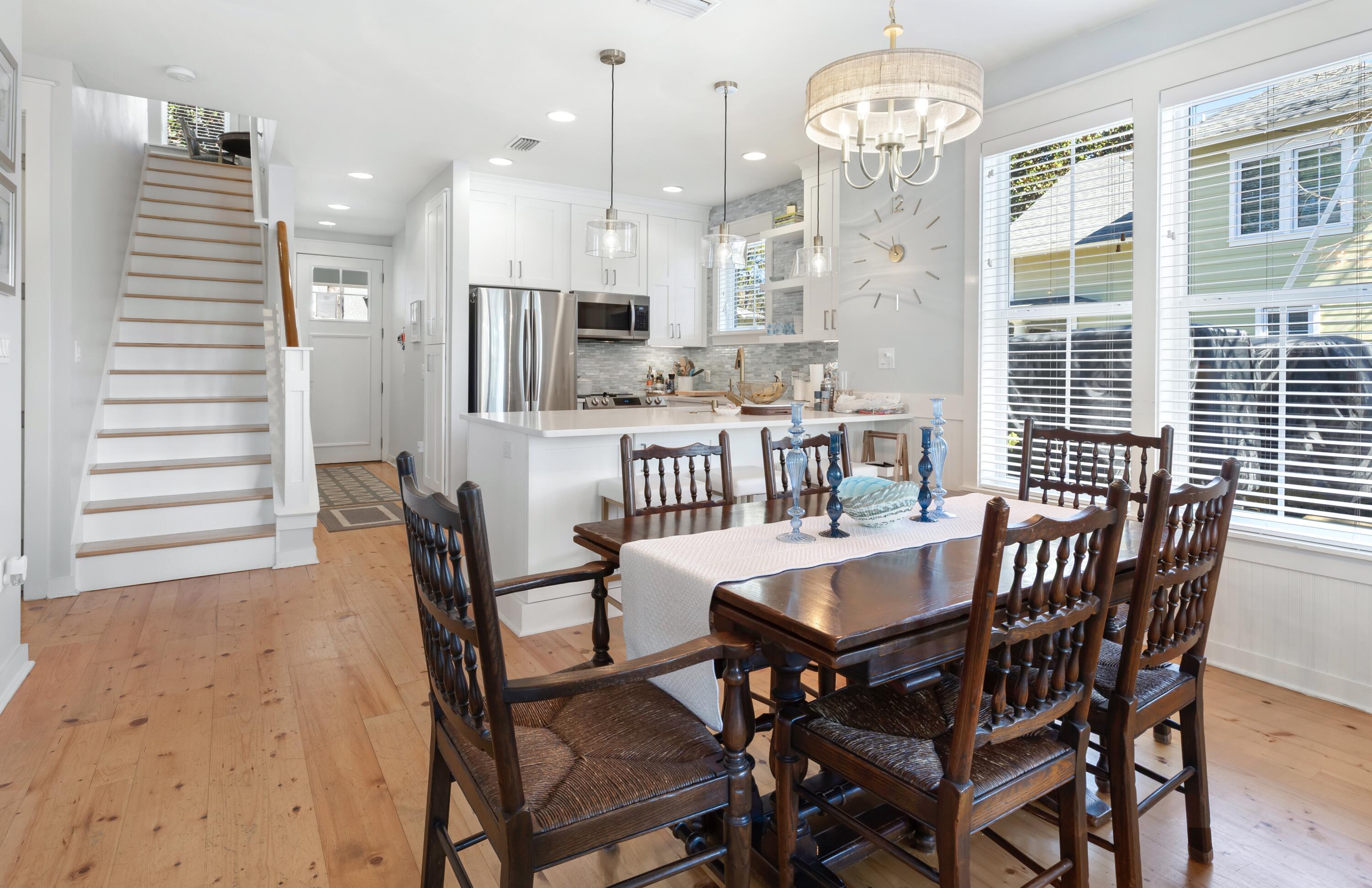 LAUREL GROVE - Residential