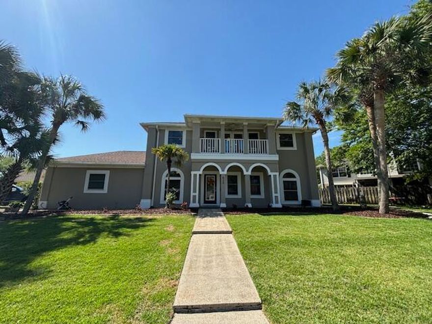 Available Now! Pets Considered with Owner approval.This charming residence boasts a formal dining room, a cozy office space, and a magnificent great room adorned with soaring 22-foot vaulted ceilings. The expansive kitchen area features a breakfast bar and informal dining space complete with granite countertops and beautiful two tone cabinets! The appliances are stainless and the backsplash is laid in a gorgeous herringbone style! The windows offer a picturesque view of the backyard. With two primary suites, convenience and luxury are paramount. The downstairs suite indulges with a spacious whirlpool tub, double vanity, separate shower, and a generously-sized walk-in closet. Upstairs, the airy loft area provides serene views of Lake Lorraine and seamlessly transitions