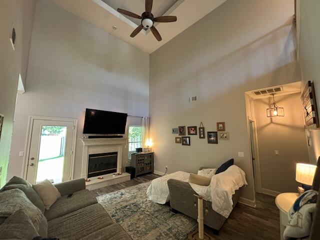 LAKE POINTE - Residential Lease